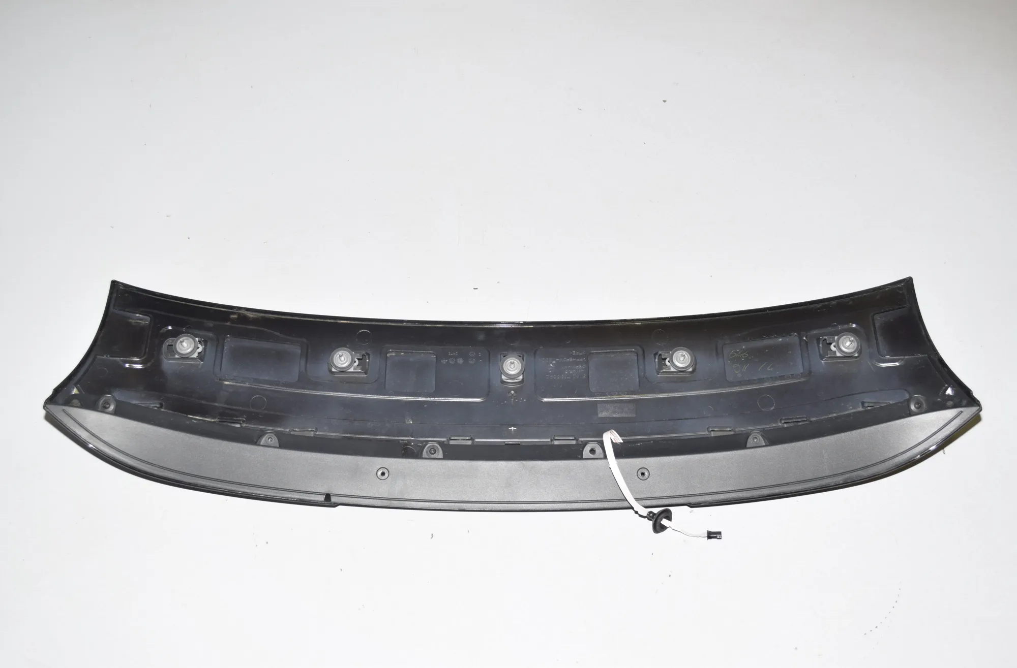 Tailgate Bootlid Spoiler – OEM 7305042 · BMW i3 (I01) s Electric 2021 – 4