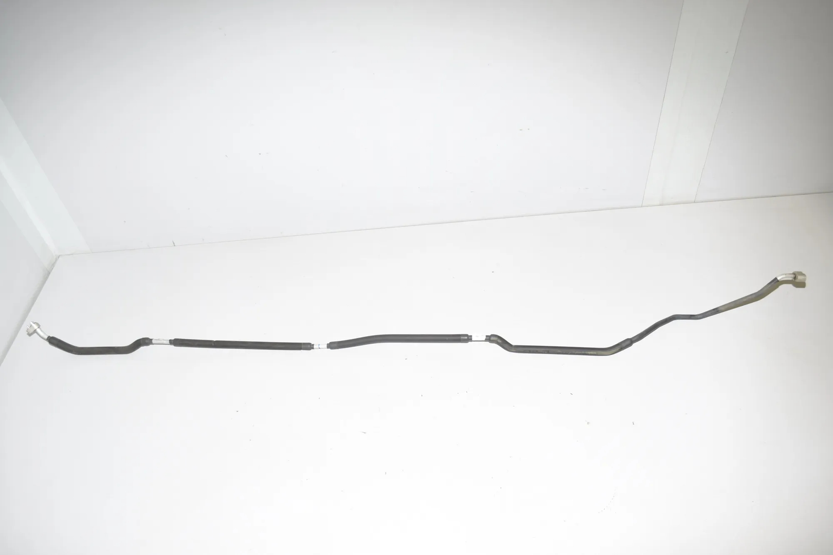 A/C Air Con Hose Pipe – OEM 9296786 · BMW i3 (I01) s Electric 2021