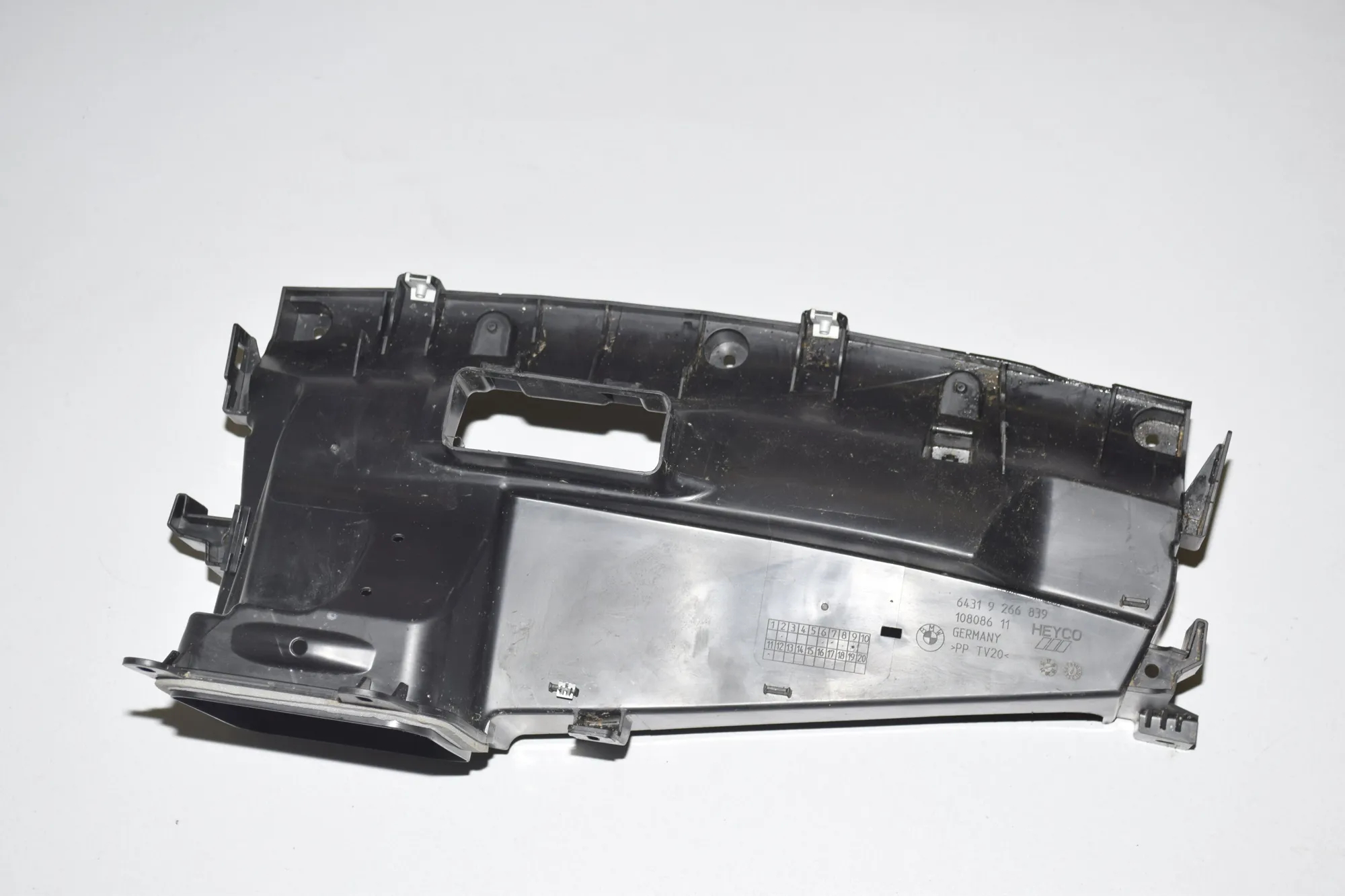 Other Body Parts – OEM 9266839 · BMW i3 (I01) s Electric 2021