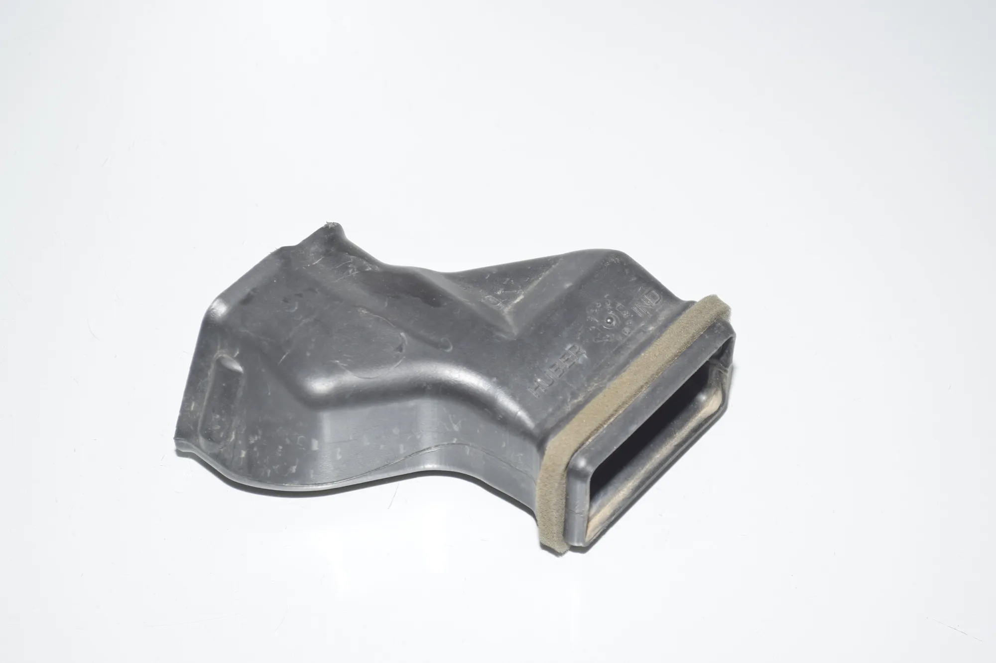 Interior Air Duct Channel – OEM 9311088 · BMW i3 (I01) s Electric 2021 – 2