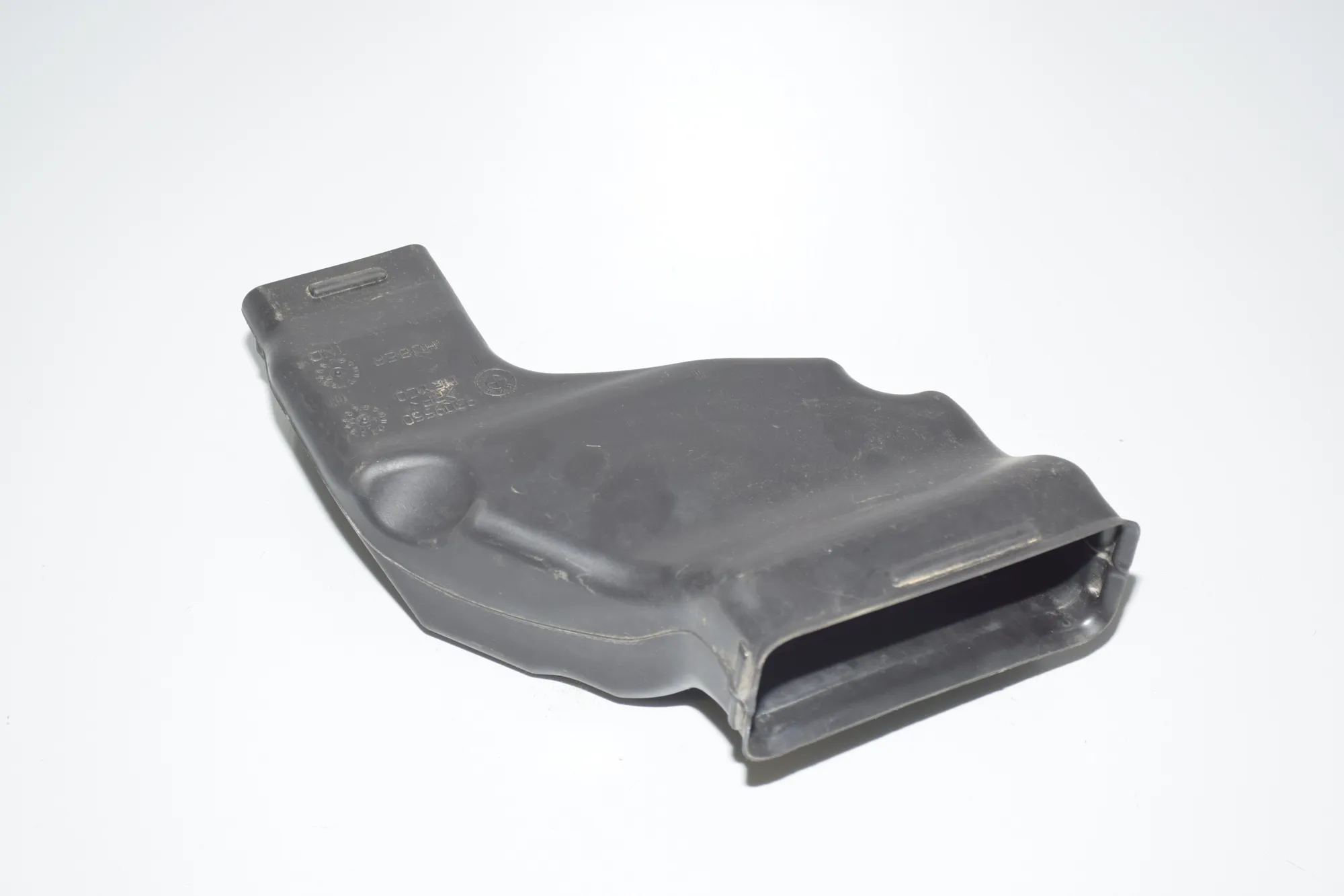 Interior Air Duct Channel – OEM 9309550 · BMW i3 (I01) s Electric 2021 – 2