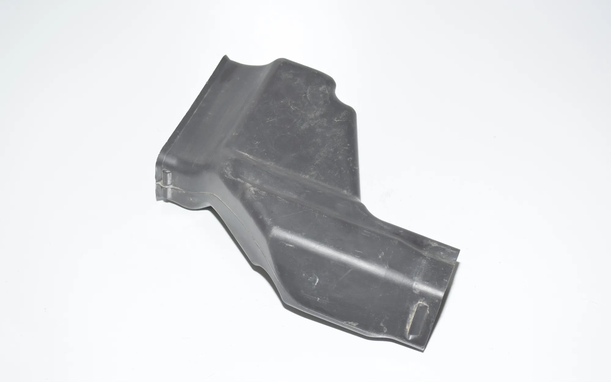 Interior Air Duct Channel – OEM 9309550 · BMW i3 (I01) s Electric 2021 – 3