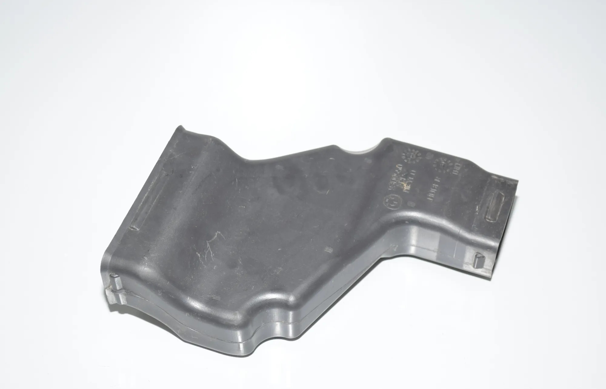 Interior Air Duct Channel – OEM 9309550 · BMW i3 (I01) s Electric 2021