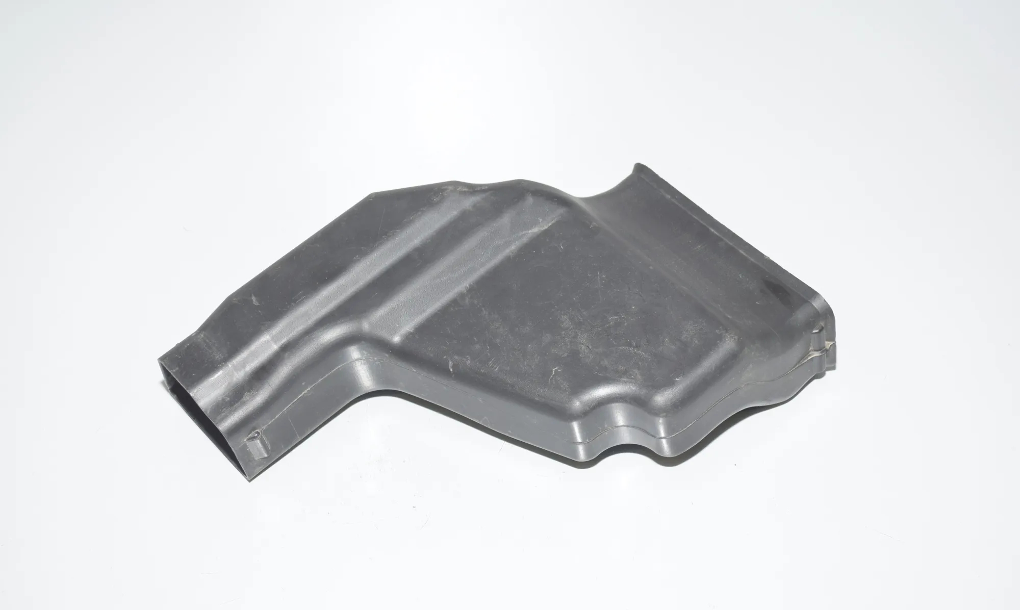 Interior Air Duct Channel – OEM 9309550 · BMW i3 (I01) s Electric 2021 – 4