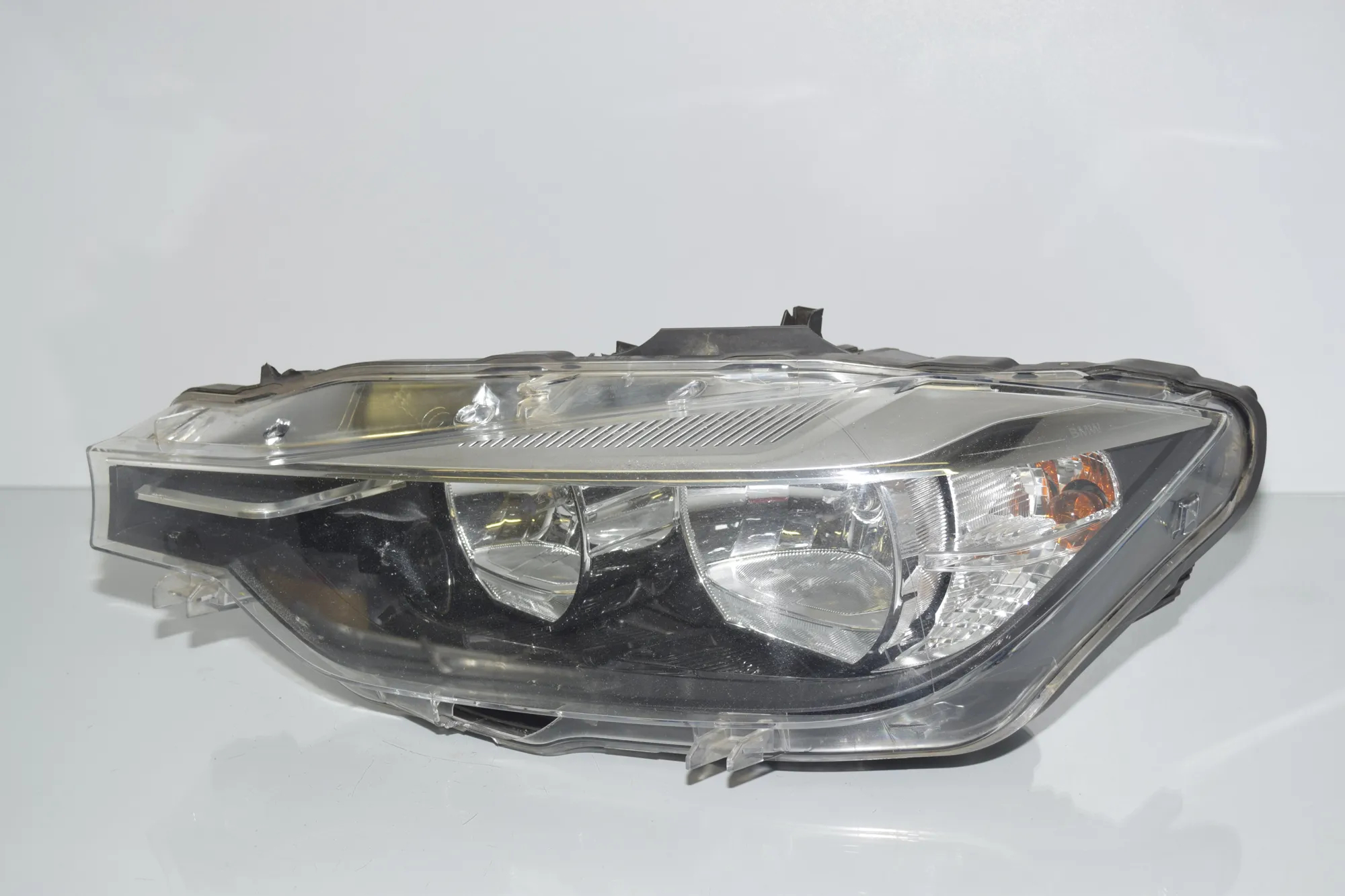 Front Left Headlight – OEM 7365595 · BMW 3 (F30, F80) 318 d 2017