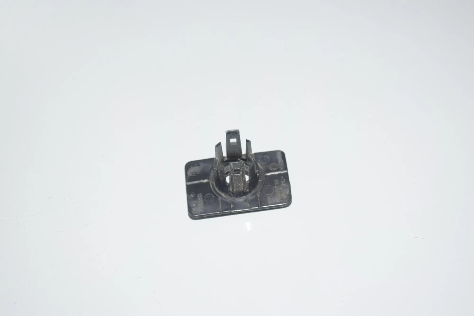 Parking Sensor Holder – OEM 7462293 · BMW i3 (I01) s Electric 2021 – 3