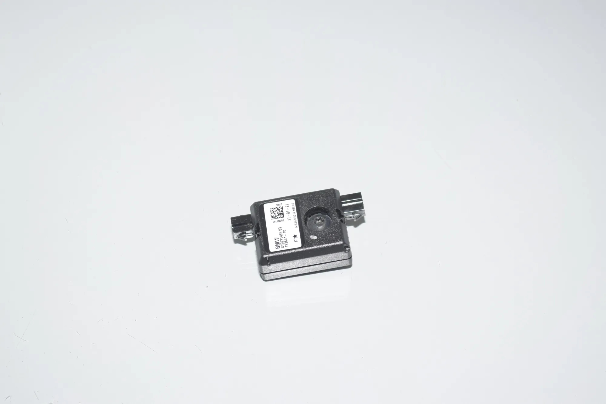 Antenna – OEM 9231466 · BMW i3 (I01) s Electric 2021