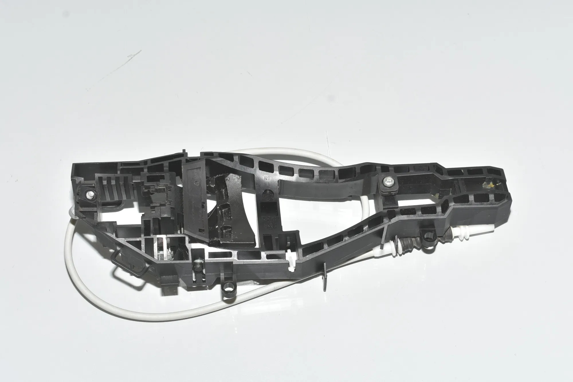 Rear Right Door Interior Handle Frame – OEM 51217380546 · BMW 4 Gran Coupe (F36) 420 i 2015 – 2