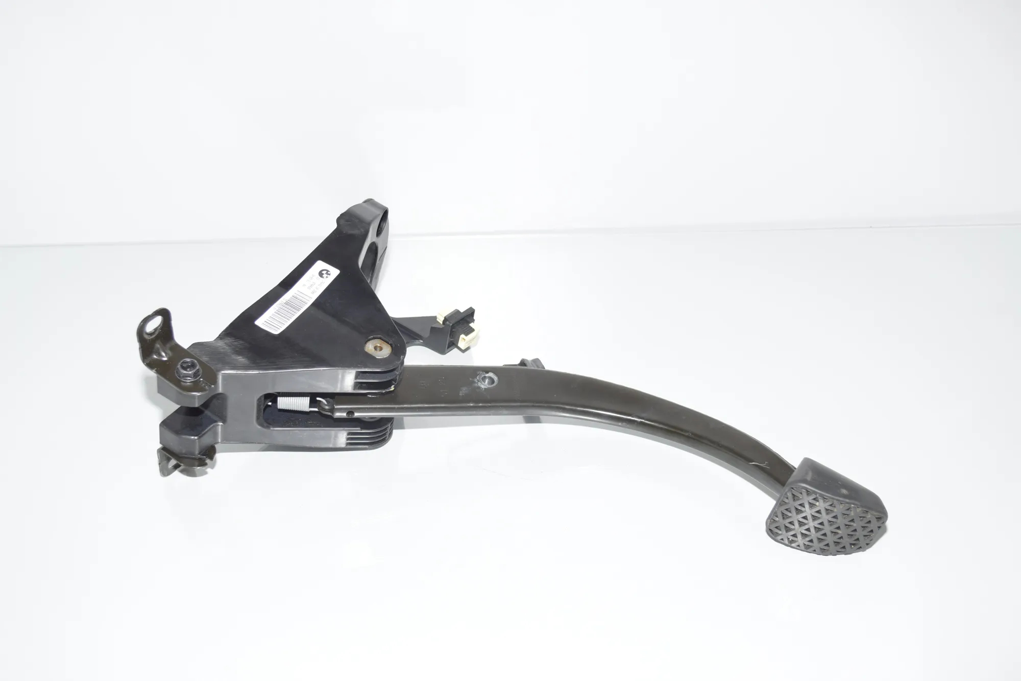Brake Pedal – OEM 6799925 · BMW i3 (I01) s Electric 2021 – 4