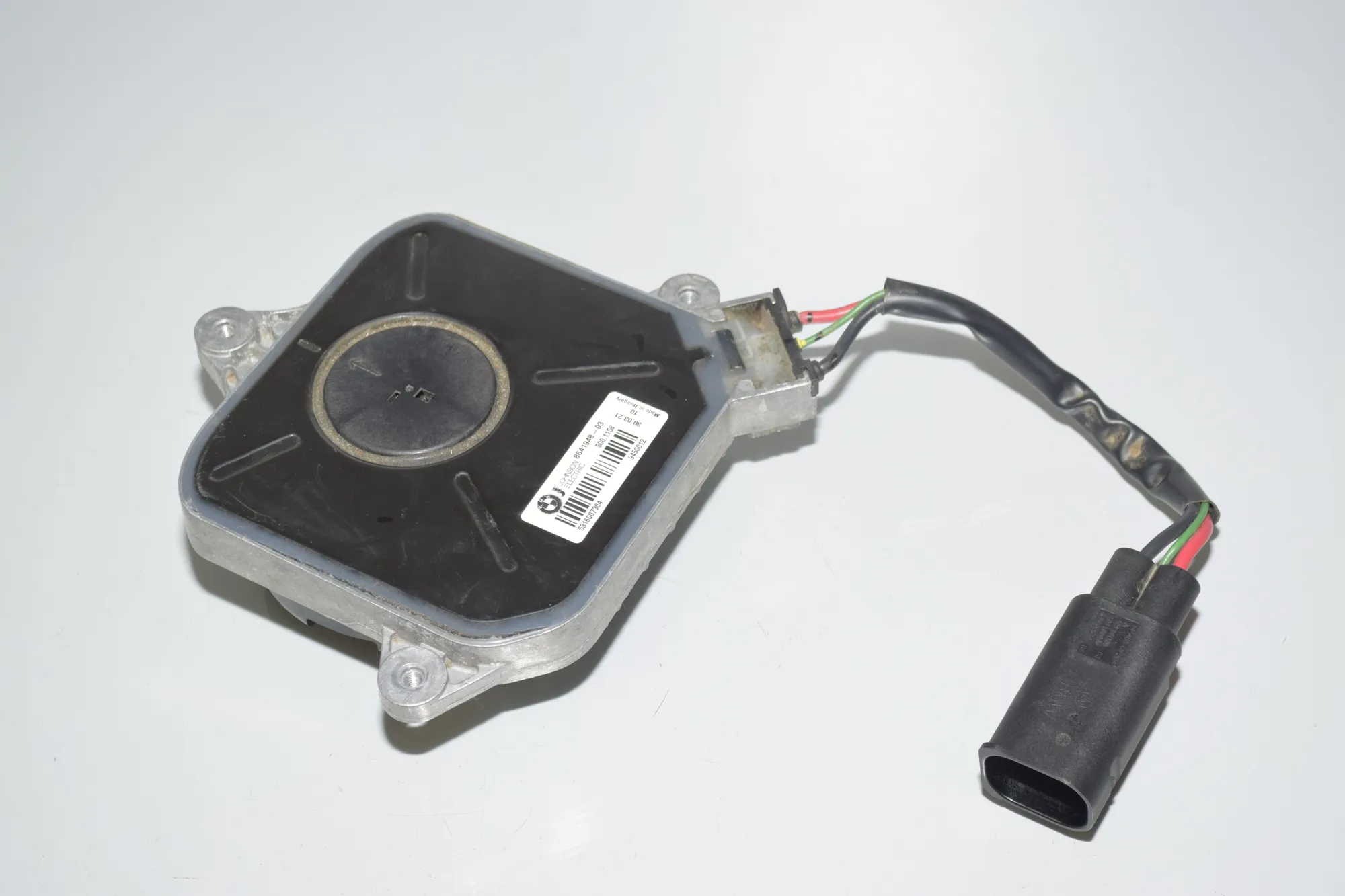 A/C Air Condition Fan – OEM 8641948 · BMW i3 (I01) s Electric 2021 – 4