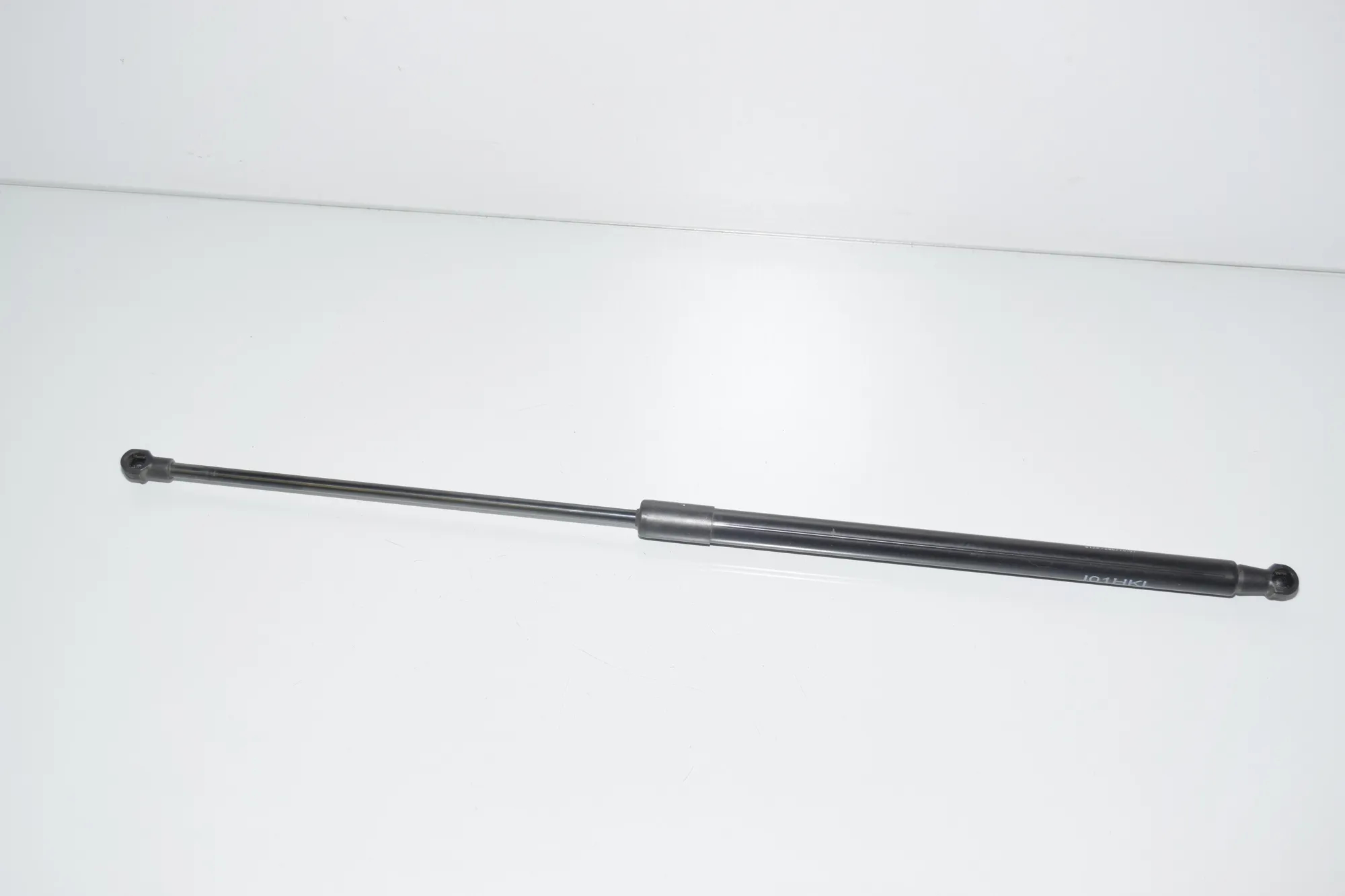 Left Side Tailgate Gas Strut – OEM 7296775 · BMW i3 (I01) s Electric 2021 – 2