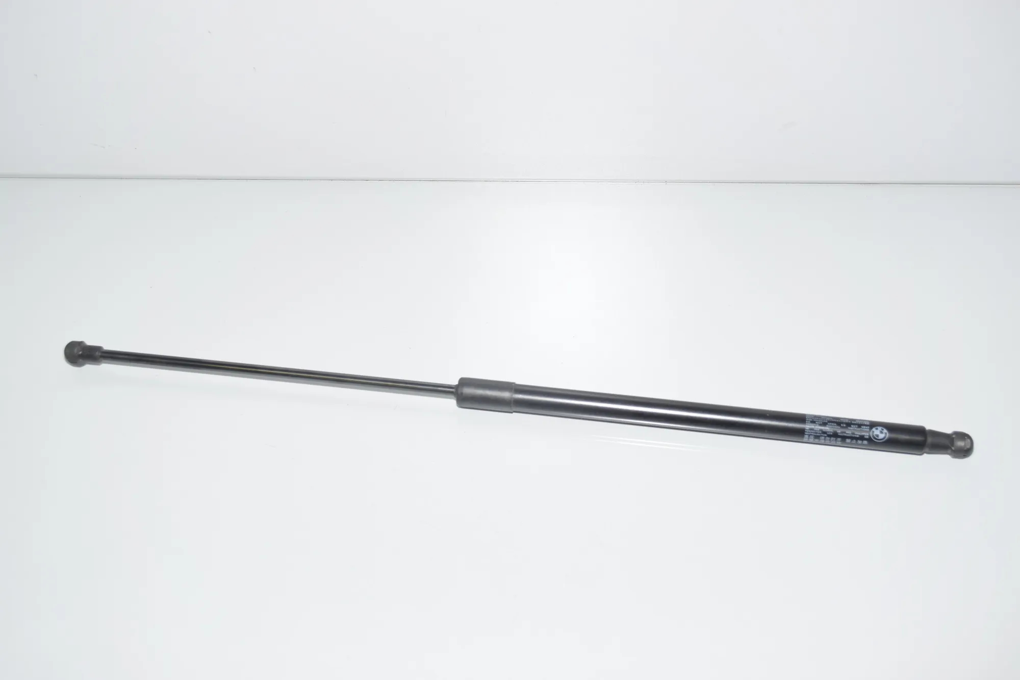 Left Side Tailgate Gas Strut – OEM 7296775 · BMW i3 (I01) s Electric 2021