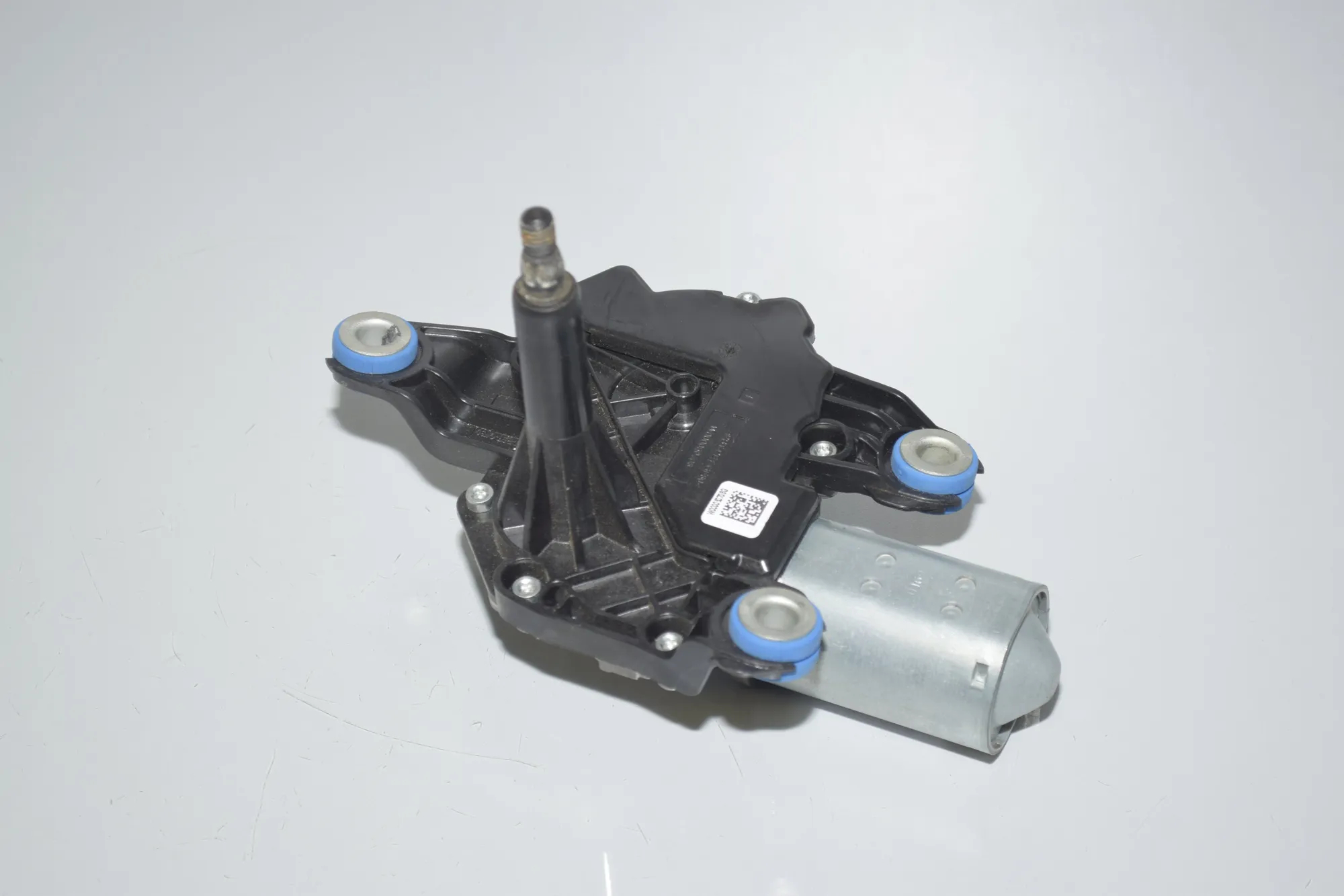 Tailgate Window Wiper Motor – OEM 7306462 · BMW i3 (I01) s Electric 2021 – 2