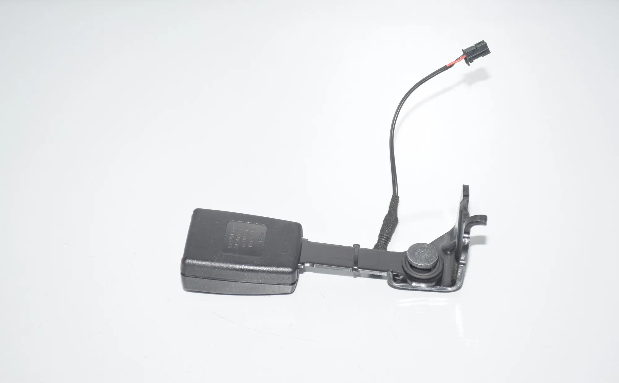 Rear Right Seat Buckle – OEM 9479516 · BMW i3 (I01) s Electric 2021 – 3
