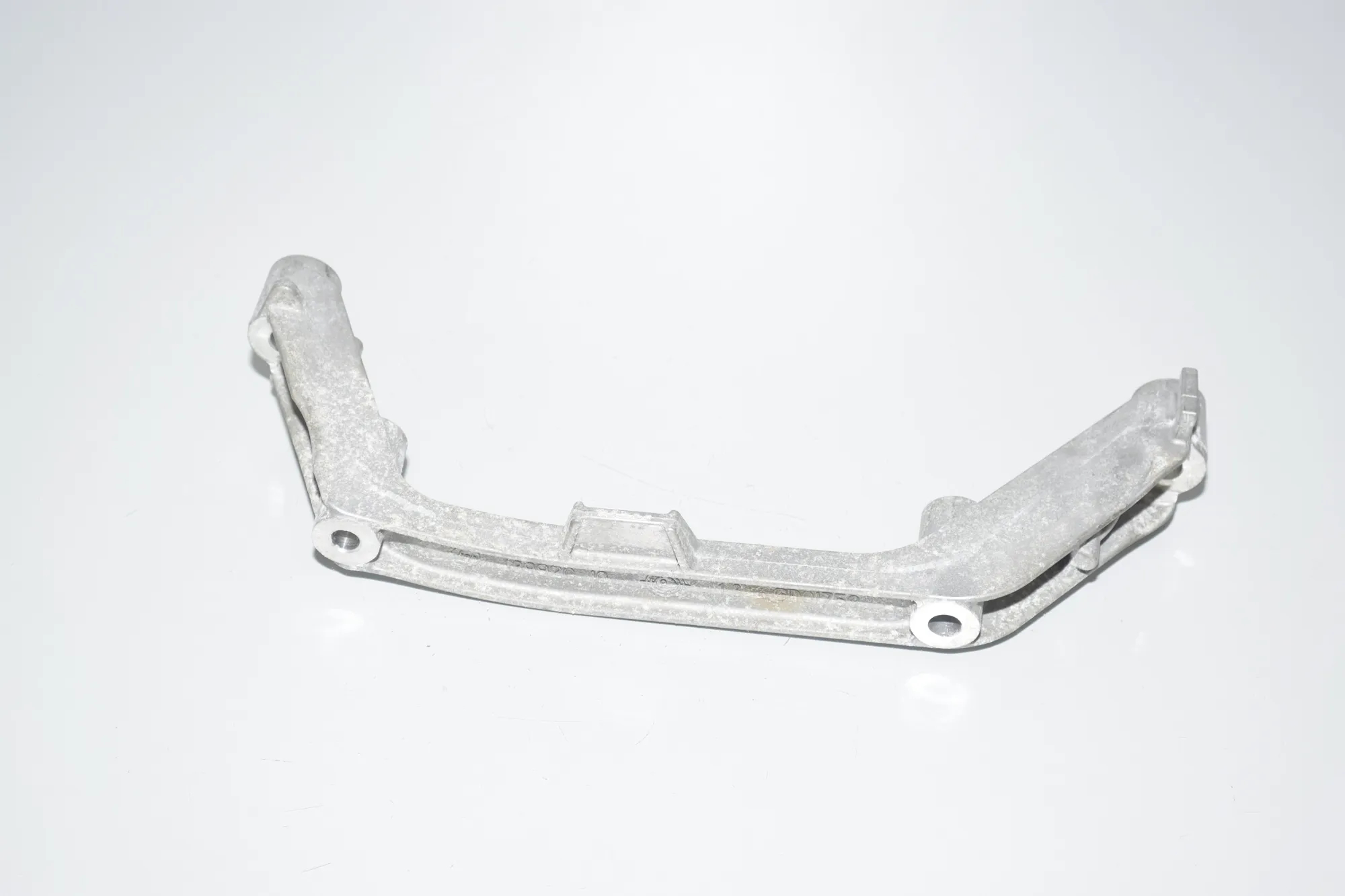 Bracket – OEM 7626107 · BMW i3 (I01) s Electric 2021 – 4