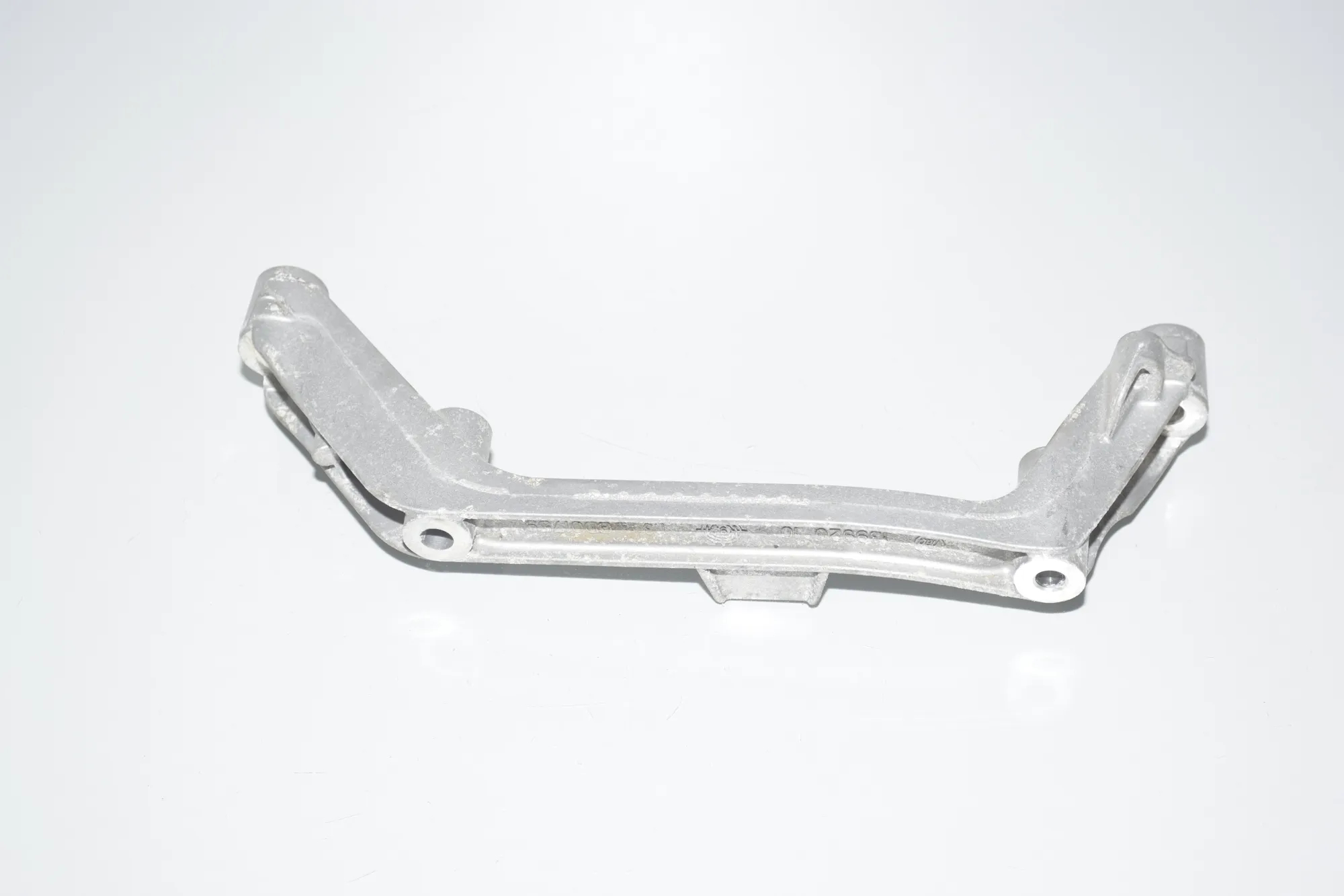 Bracket – OEM 7626107 · BMW i3 (I01) s Electric 2021 – 3