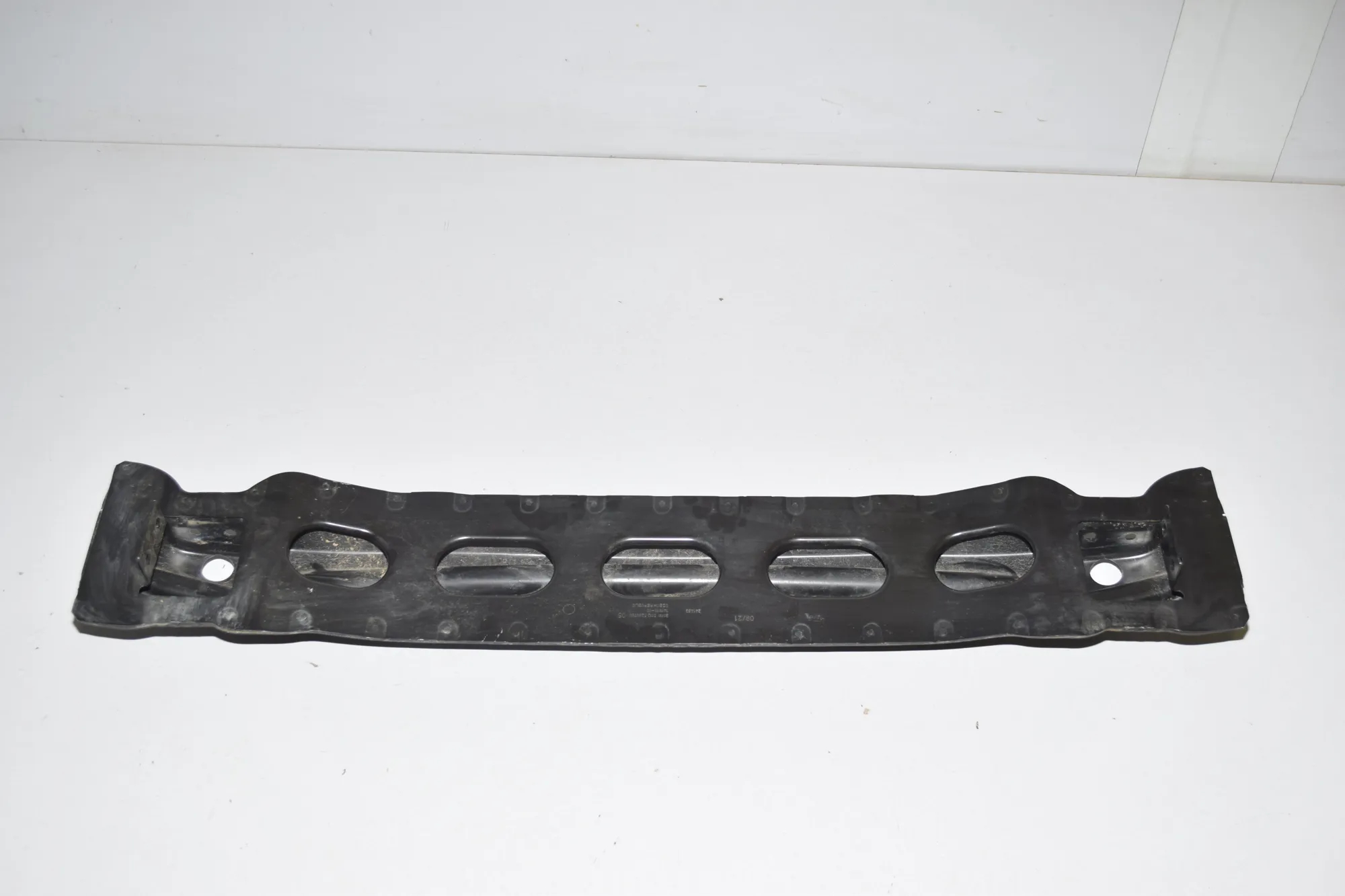 Rear Crash Reinforcement Bar – OEM 7296780 · BMW i3 (I01) s Electric 2021 – 2