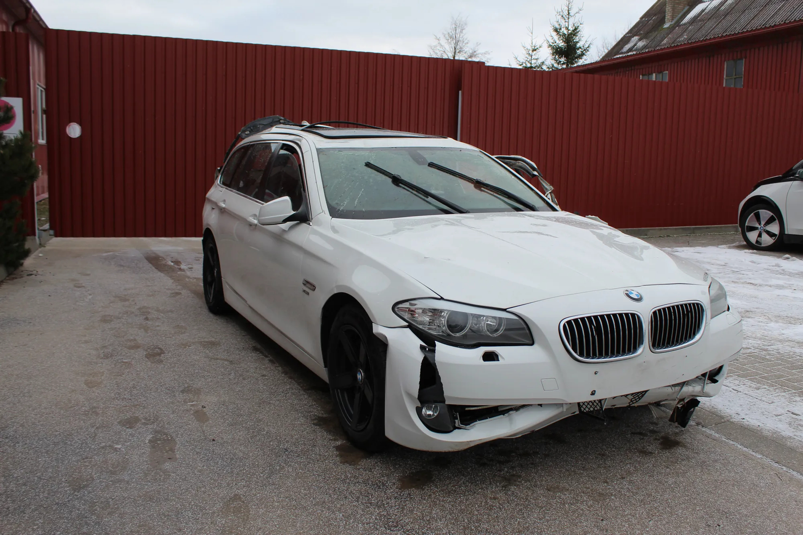 Front Windshield Wiper Mechanism – OEM 61614441879 · BMW 5 Touring (F11) 530 d xDrive 2011 – 6