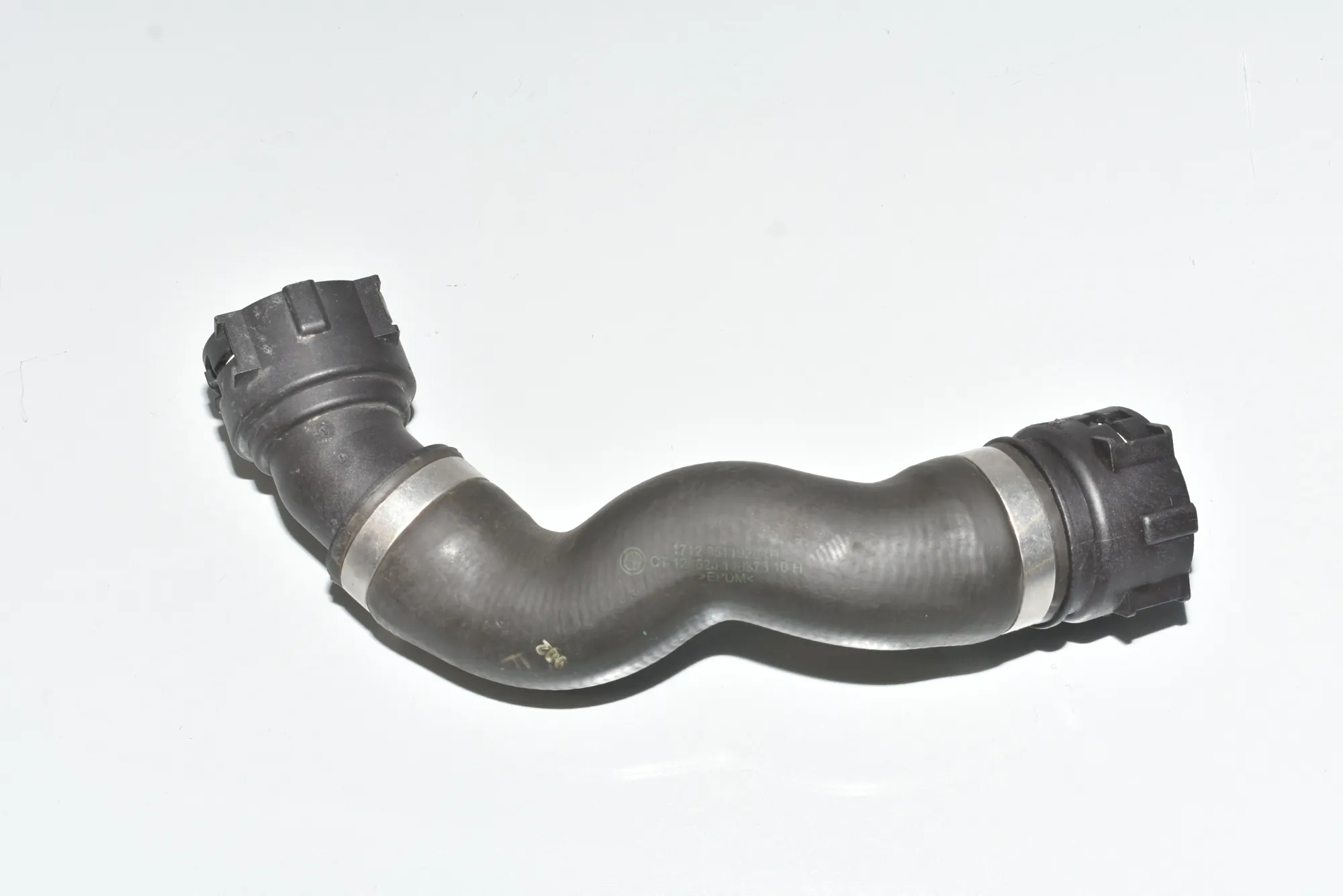 Coolant Hose Pipe – OEM 17128511928 · BMW 5 Touring (F11) 530 d xDrive 2011