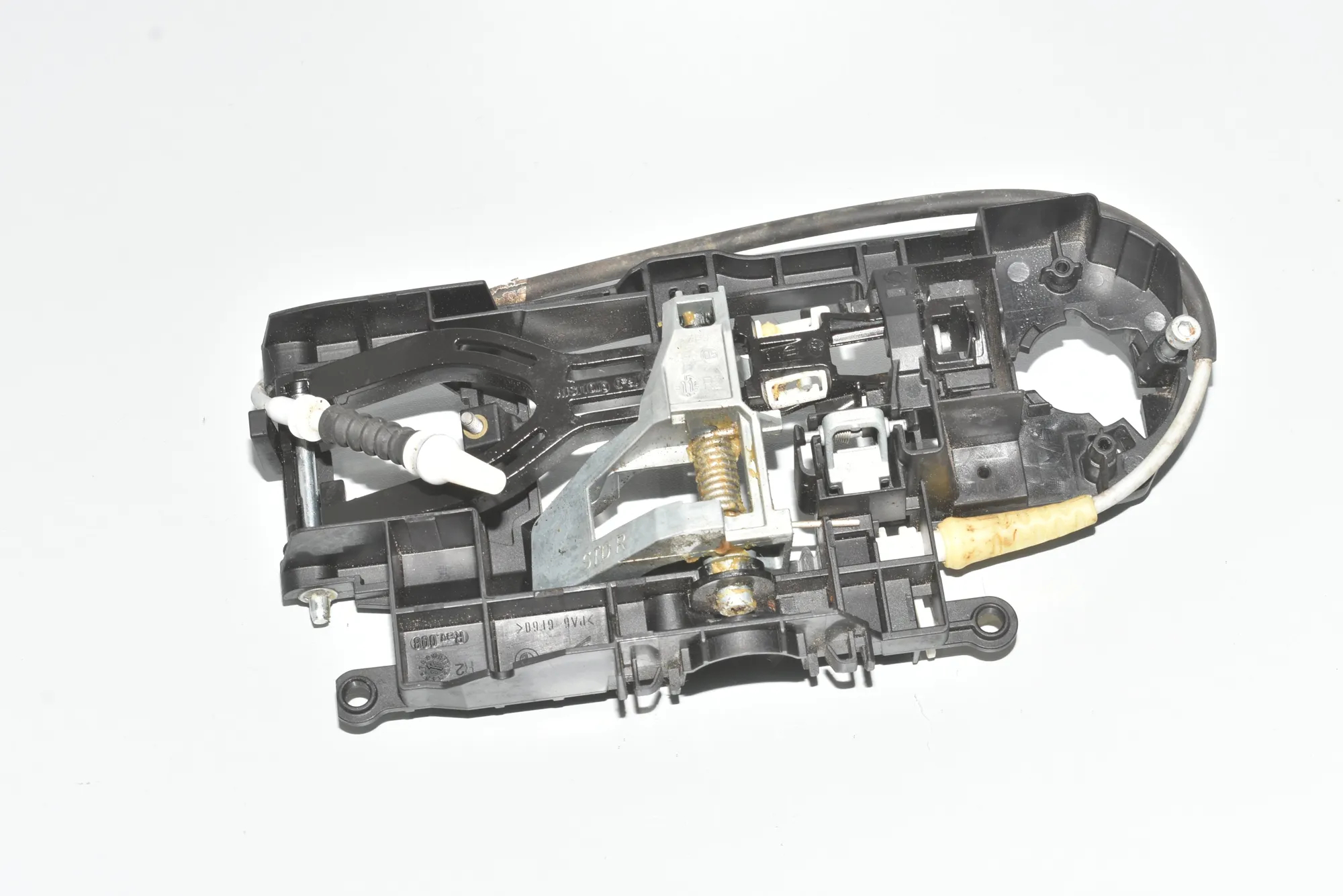Rear Right Door Interior Handle Frame – OEM 51217300324 · BMW 5 Touring (F11) 530 d xDrive 2011 – 3