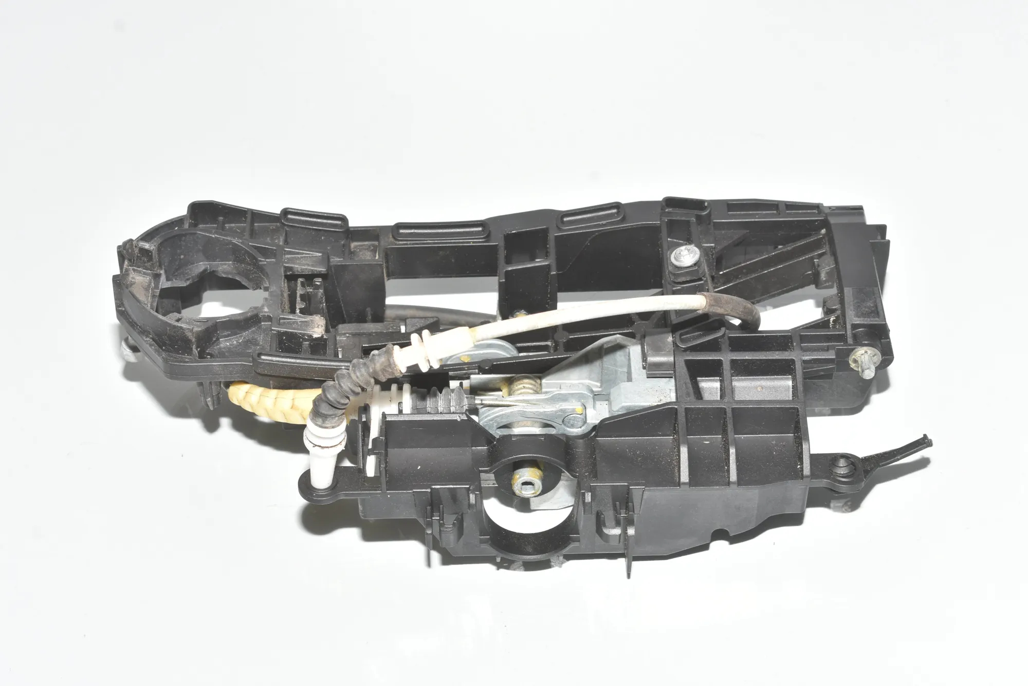Front Right Door Interior Handle Frame – OEM 7300324 · BMW 5 Touring (F11) 530 d xDrive 2011