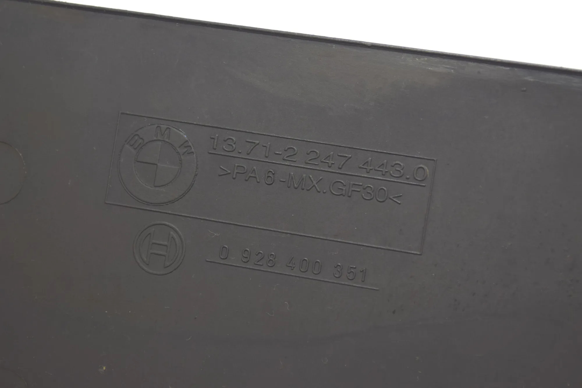 Engine Cover – OEM 2247443 · BMW 5 (E39) 530 d 2000 – 5
