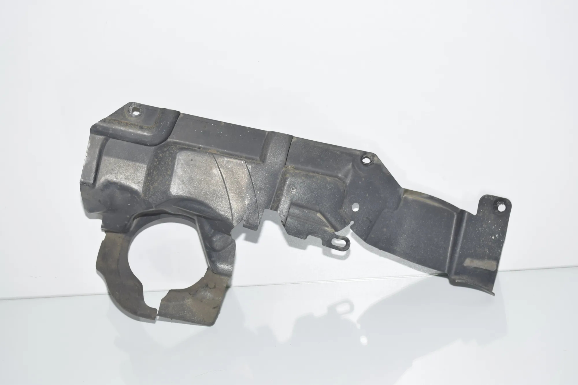Control Arm Cover – OEM 7131711 · BMW 3 (E90) 325 d 2010 – 3
