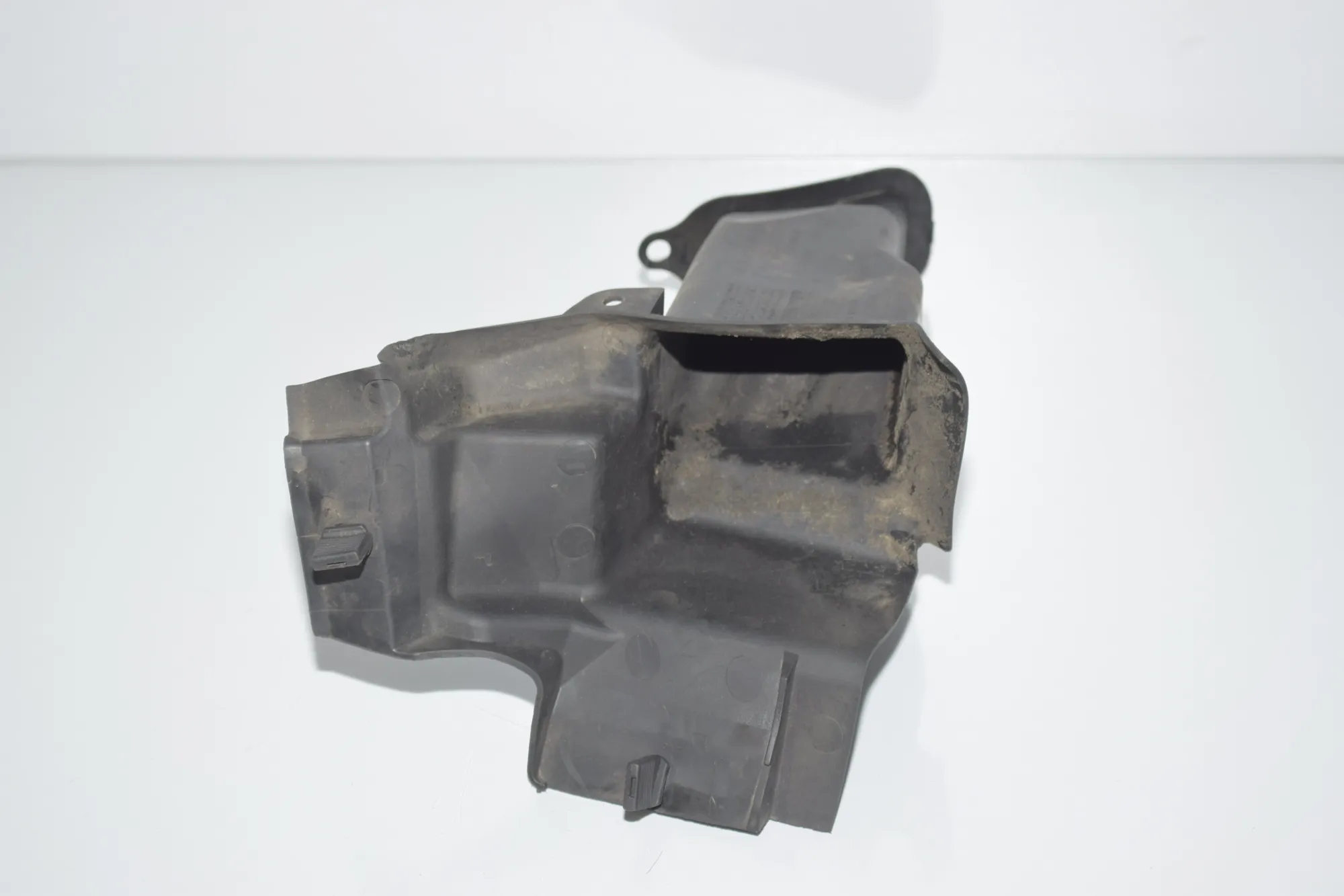 Air Intake Duct Part – OEM 6925978 · BMW 3 (E90) 325 d 2010 – 2