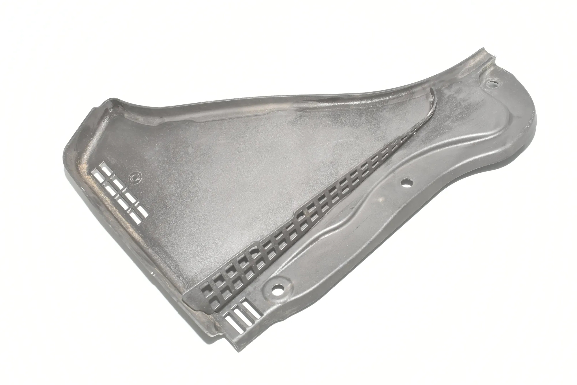 Front Wiper Cowl Trim – OEM 7216977 · BMW 5 Touring (F11) 530 d xDrive 2011