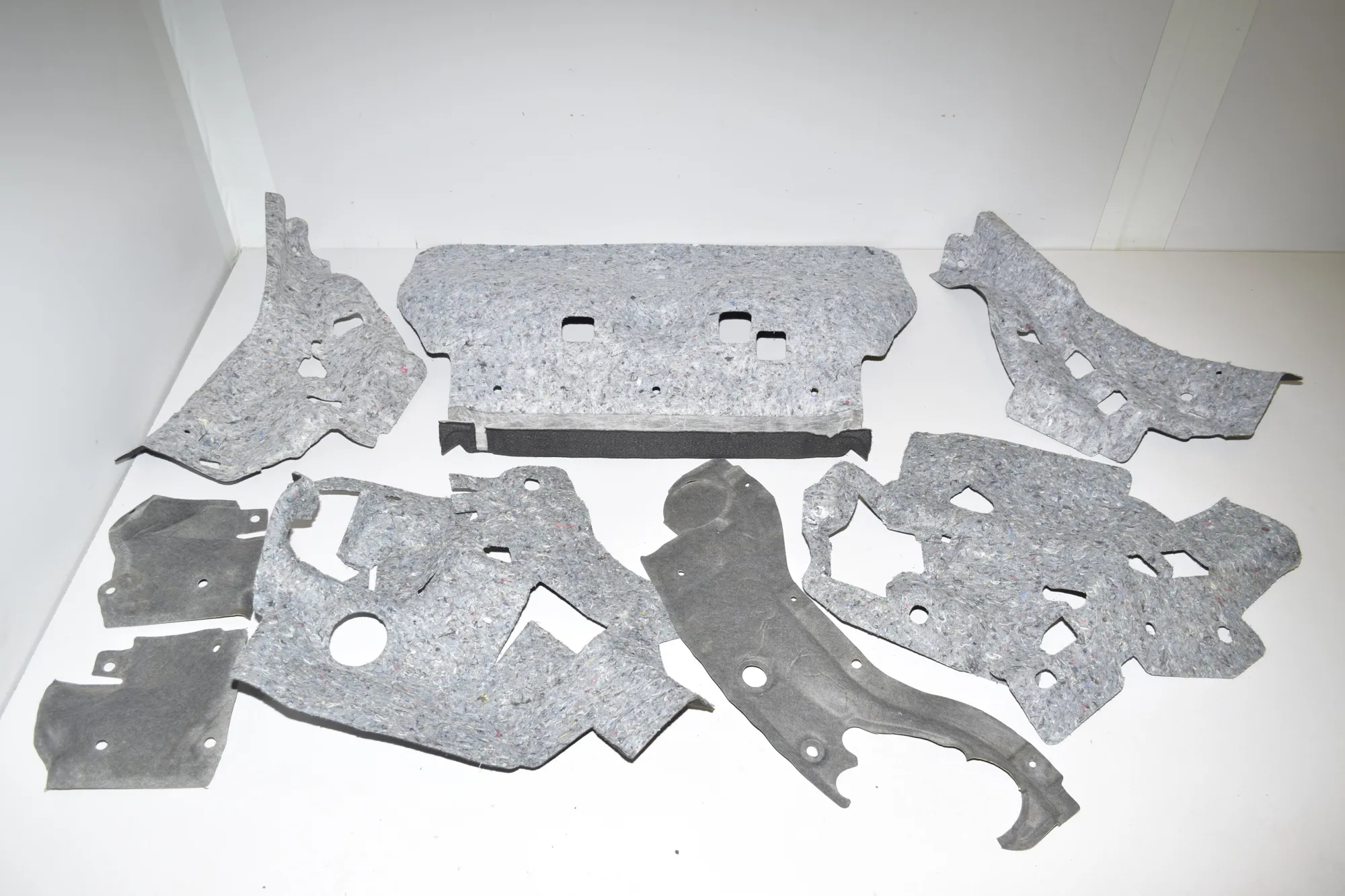 Sound Insulation – OEM 2990464 · BMW X1 (E84) xDrive 28 i 2011 – 7