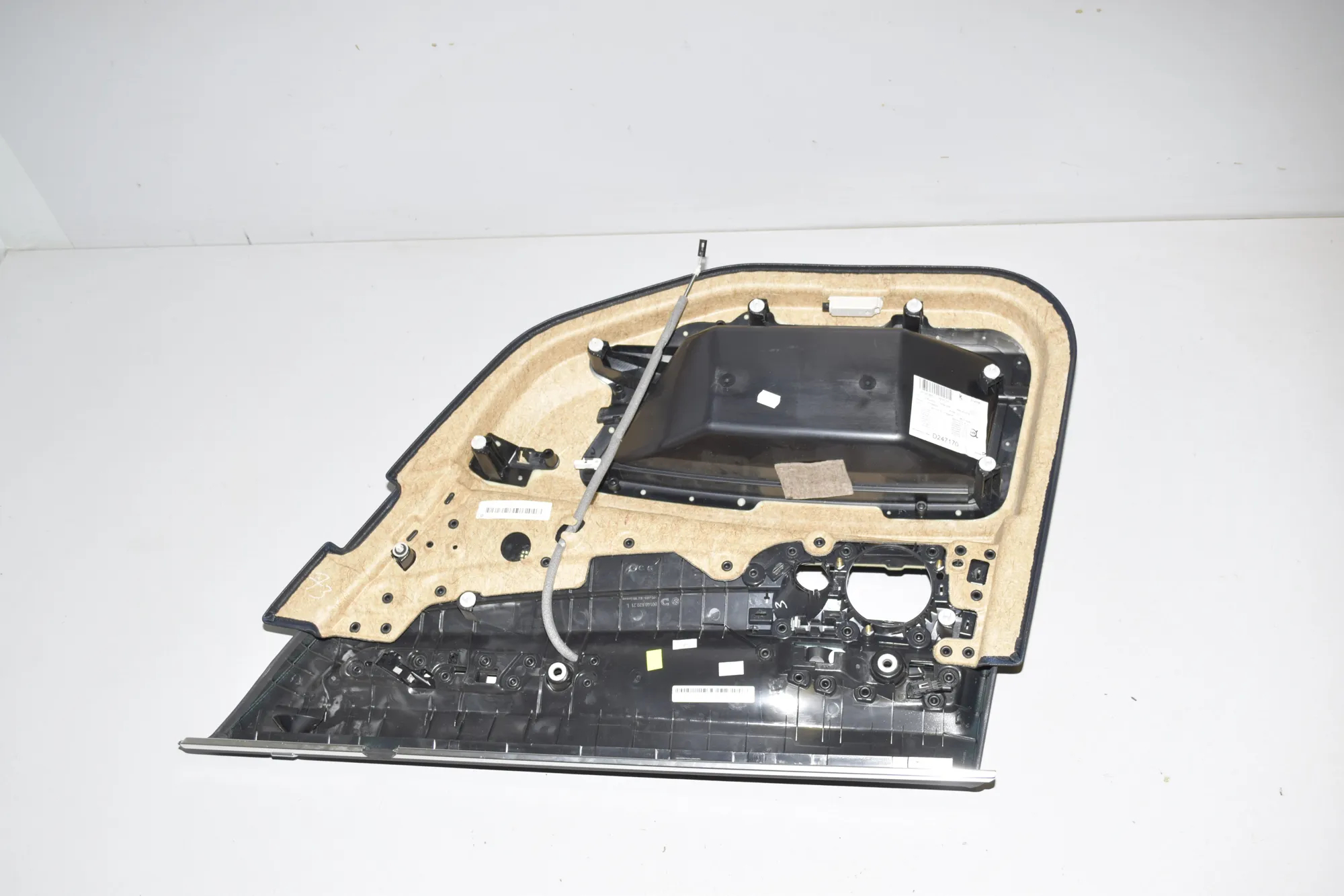 Rear Left Door Panel – OEM 51429161371 · BMW 7 (F01, F02) 750 d xDrive 2013 – 4