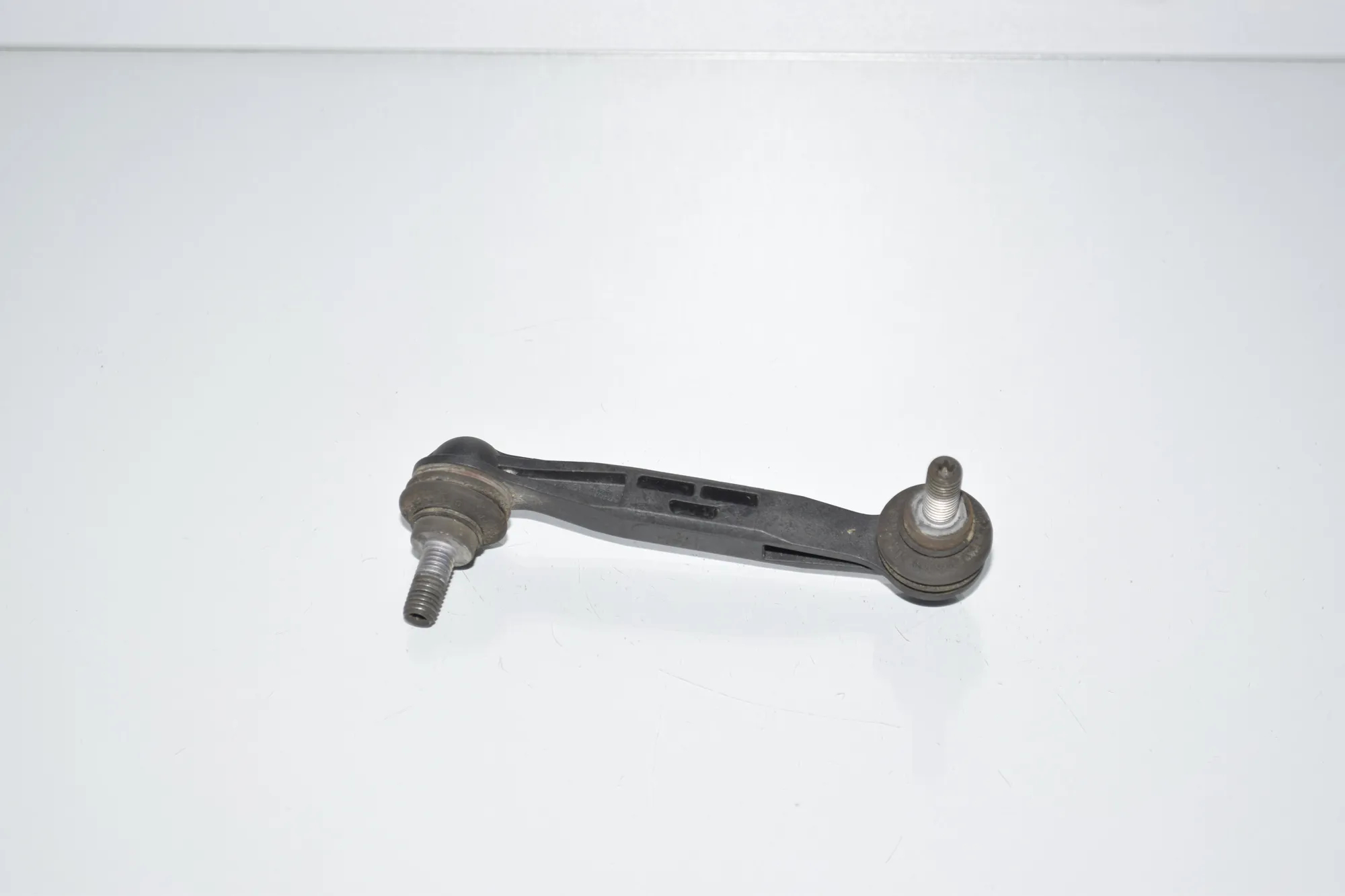 Rear Right Stabilizer Link – OEM 6785608 · BMW 4 Coupe (F32, F82) 435 d xDrive 2014 – 3