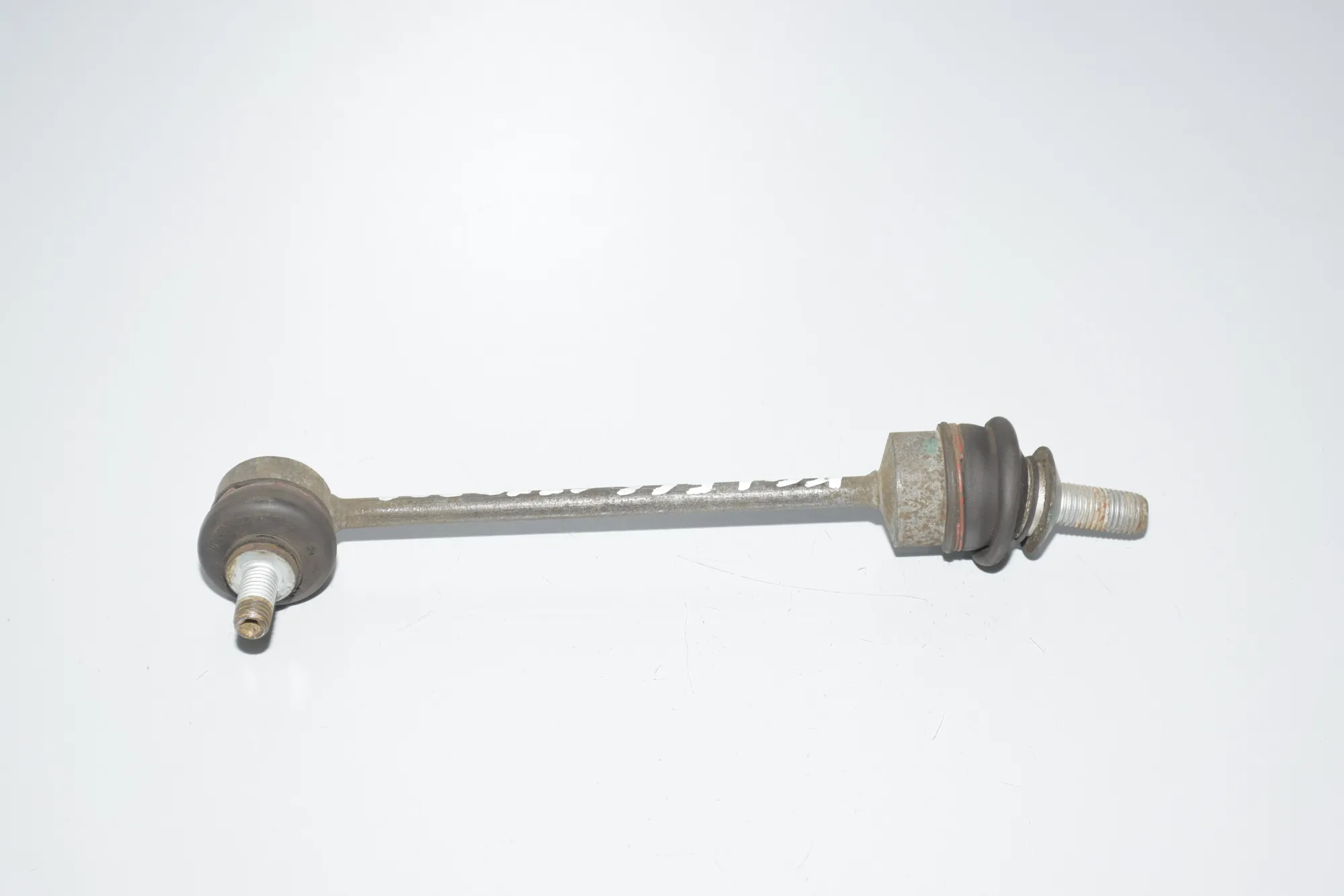 Rear Left Stabilizer Link – OEM 33556757460 · BMW 7 (E65, E66, E67) BMW 7 (E65, E66, E67) 730 d 2007 – 4