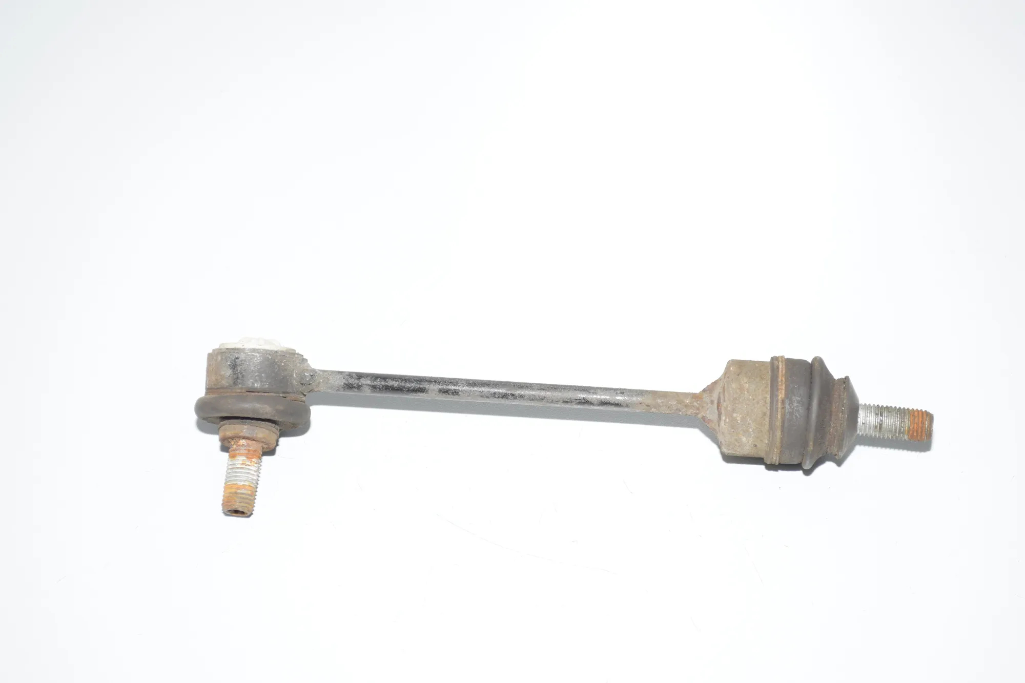 Rear Left Stabilizer Link – OEM 33506781539 · BMW 7 (E65, E66, E67) BMW 7 (E65, E66, E67) 730 d 2007 – 2