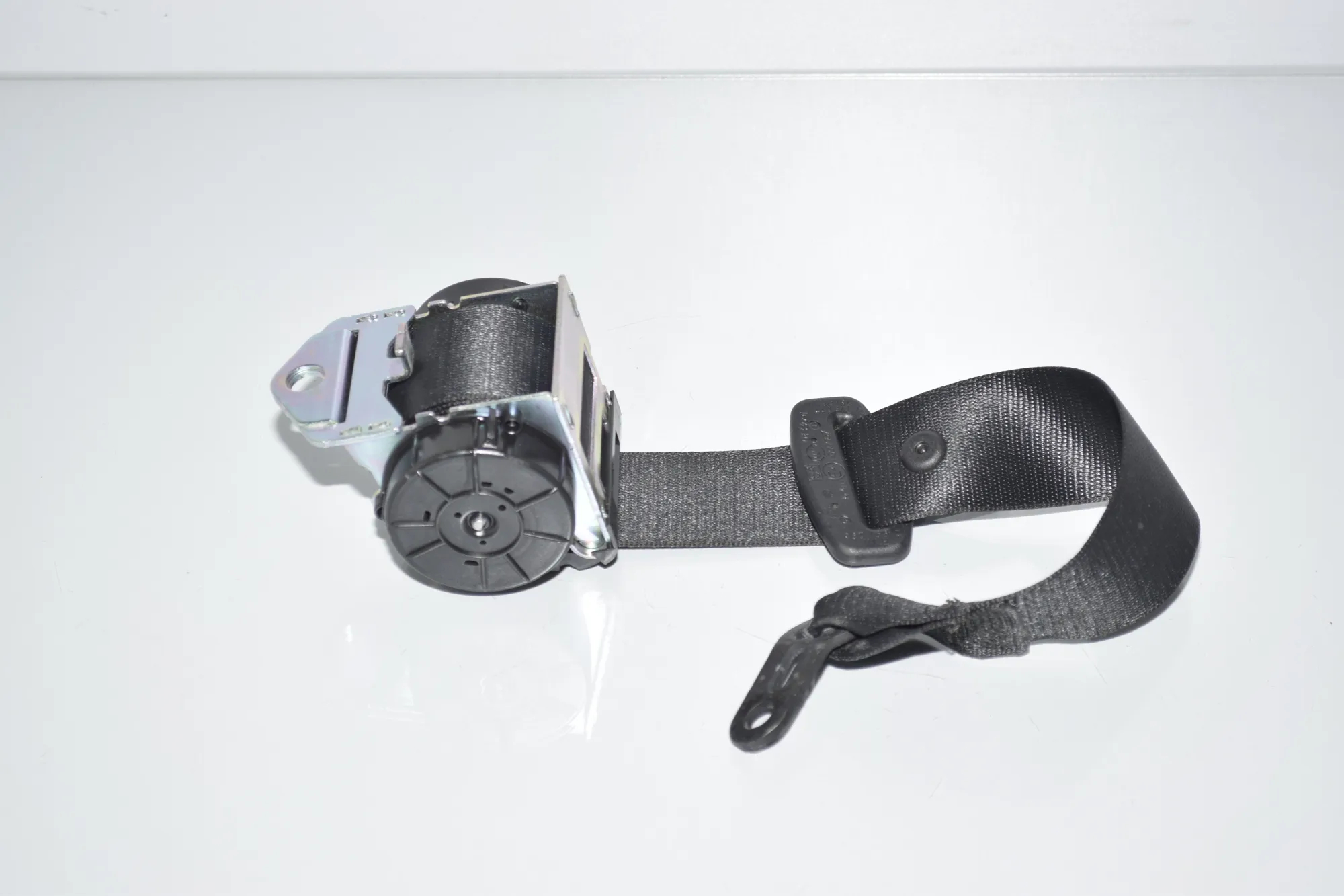Rear Left Seatbelt – OEM 2991295 · BMW X1 (E84) xDrive 28 i 2011 – 3