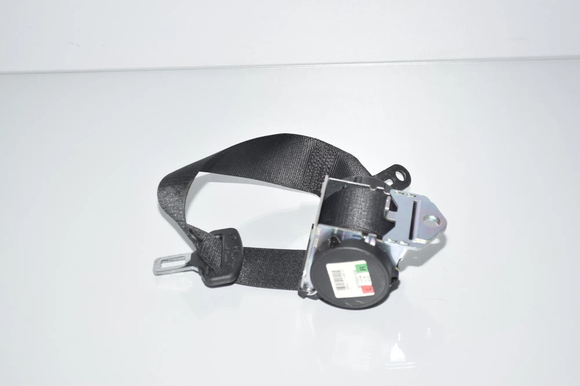 Rear Left Seatbelt – OEM 2991295 · BMW X1 (E84) xDrive 28 i 2011 – 4
