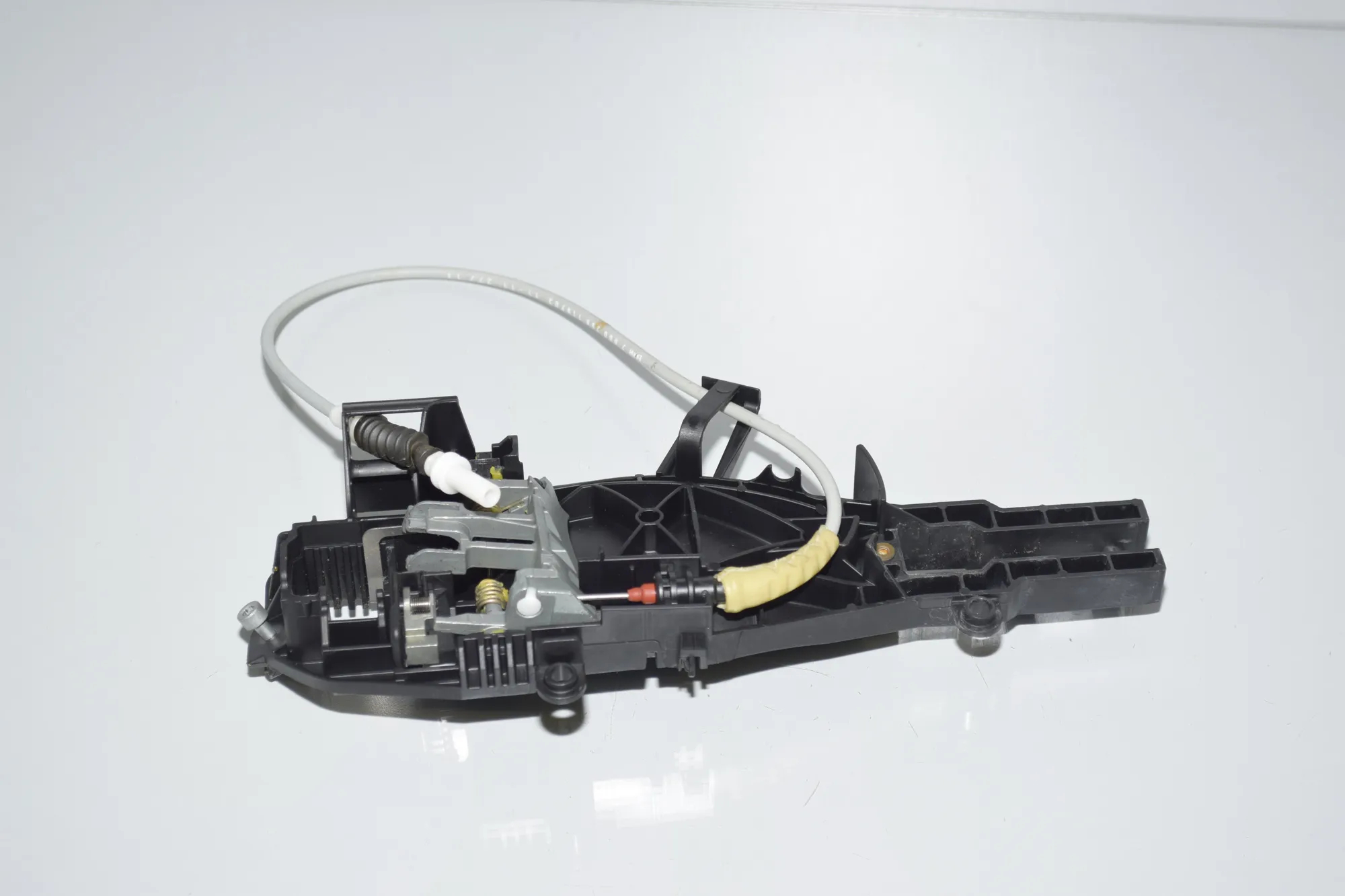 Rear Left Door Interior Handle Frame – OEM 51222992975 · BMW X1 (E84) xDrive 28 i 2011 – 4