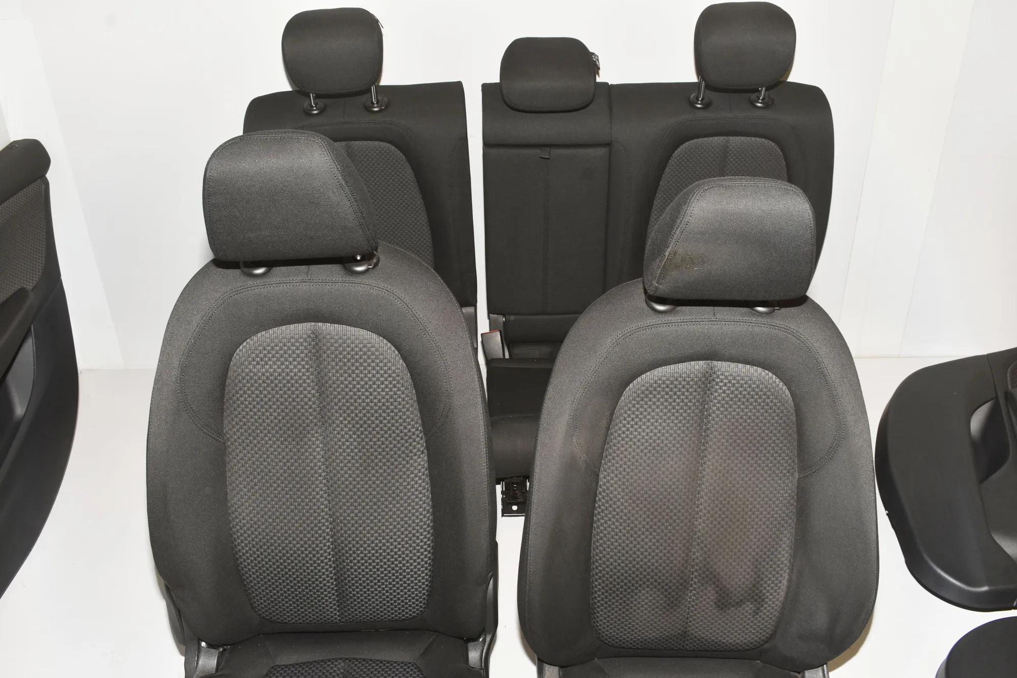 Seat set · BMW 2 Gran Tourer (F46) 218 d xDrive 2017 – 3