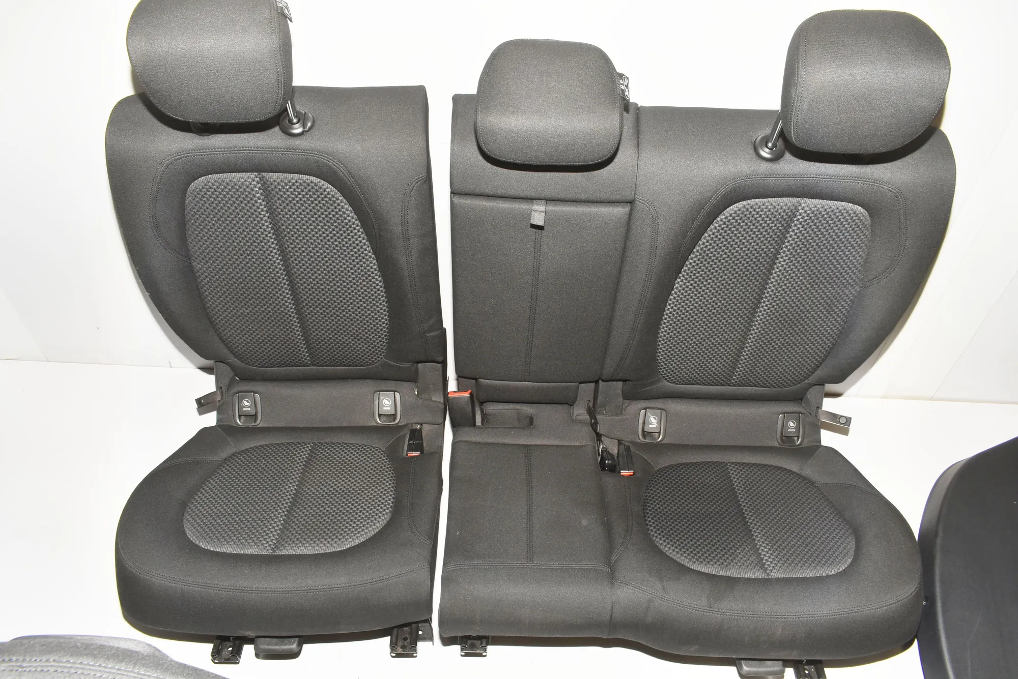 Seat set · BMW 2 Gran Tourer (F46) 218 d xDrive 2017 – 10