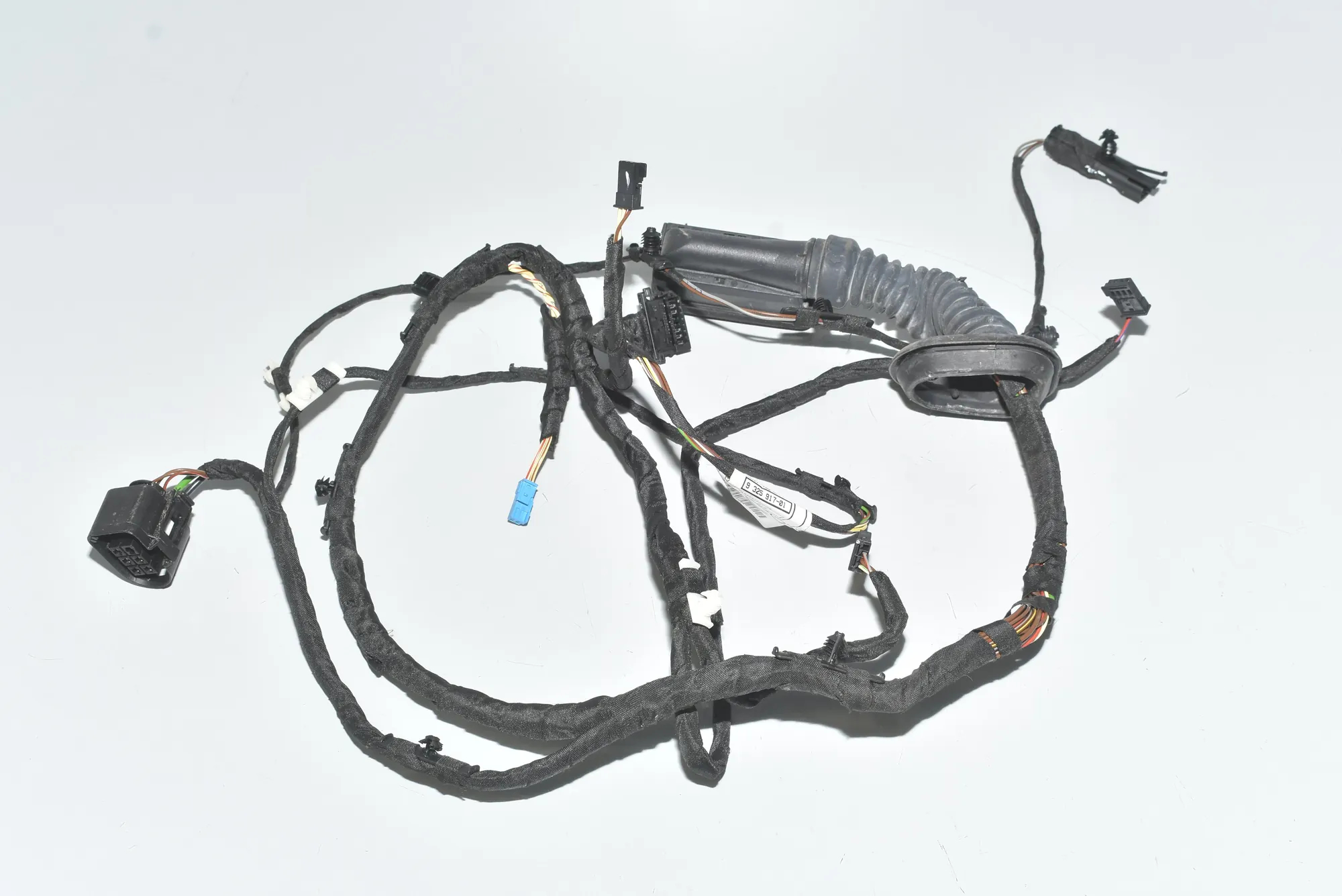 Rear Right Door Wiring – OEM 9325917 · BMW 4 Gran Coupe (F36) 420 i 2015 – 3