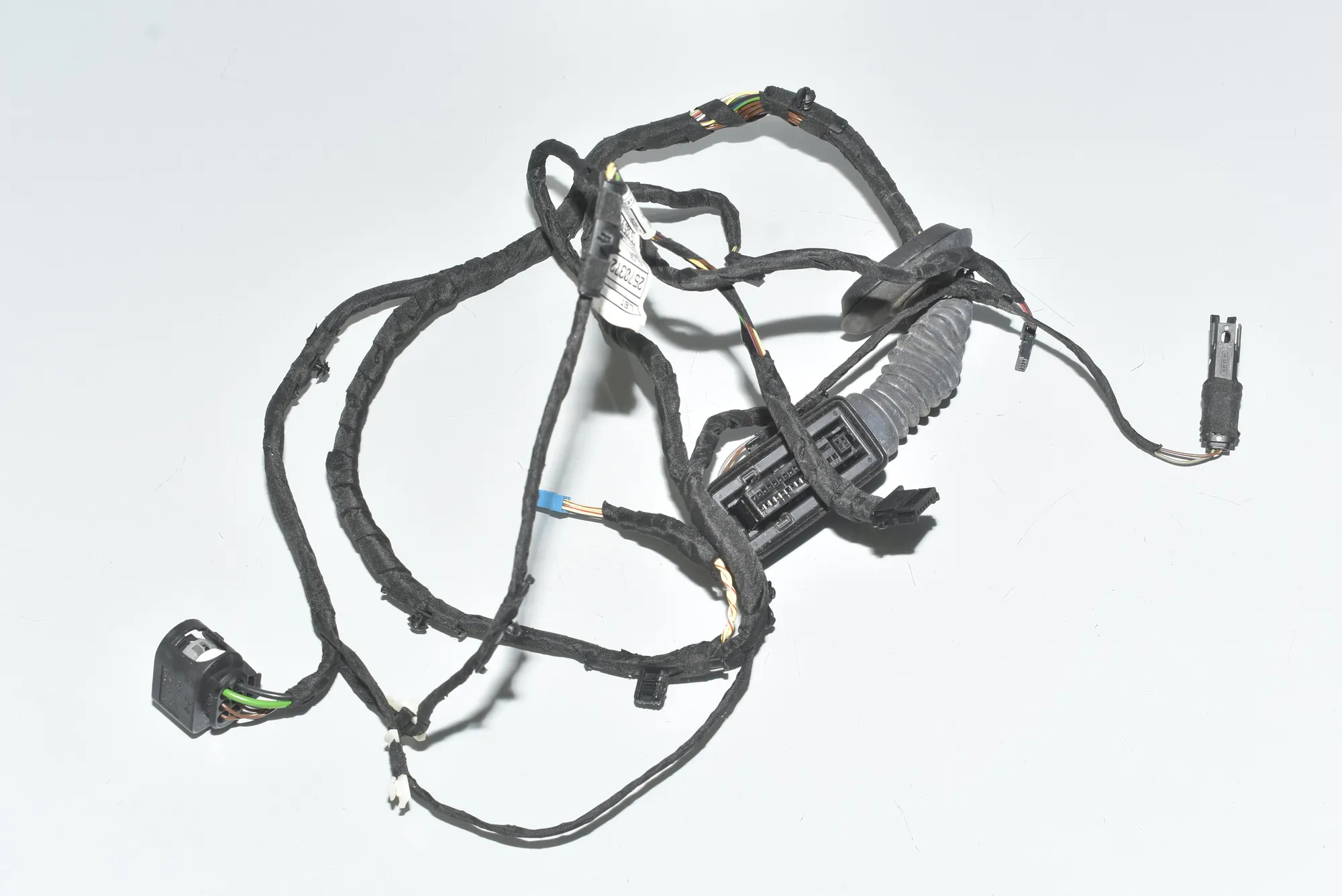 Rear Right Door Wiring – OEM 9325917 · BMW 4 Gran Coupe (F36) 420 i 2015 – 2