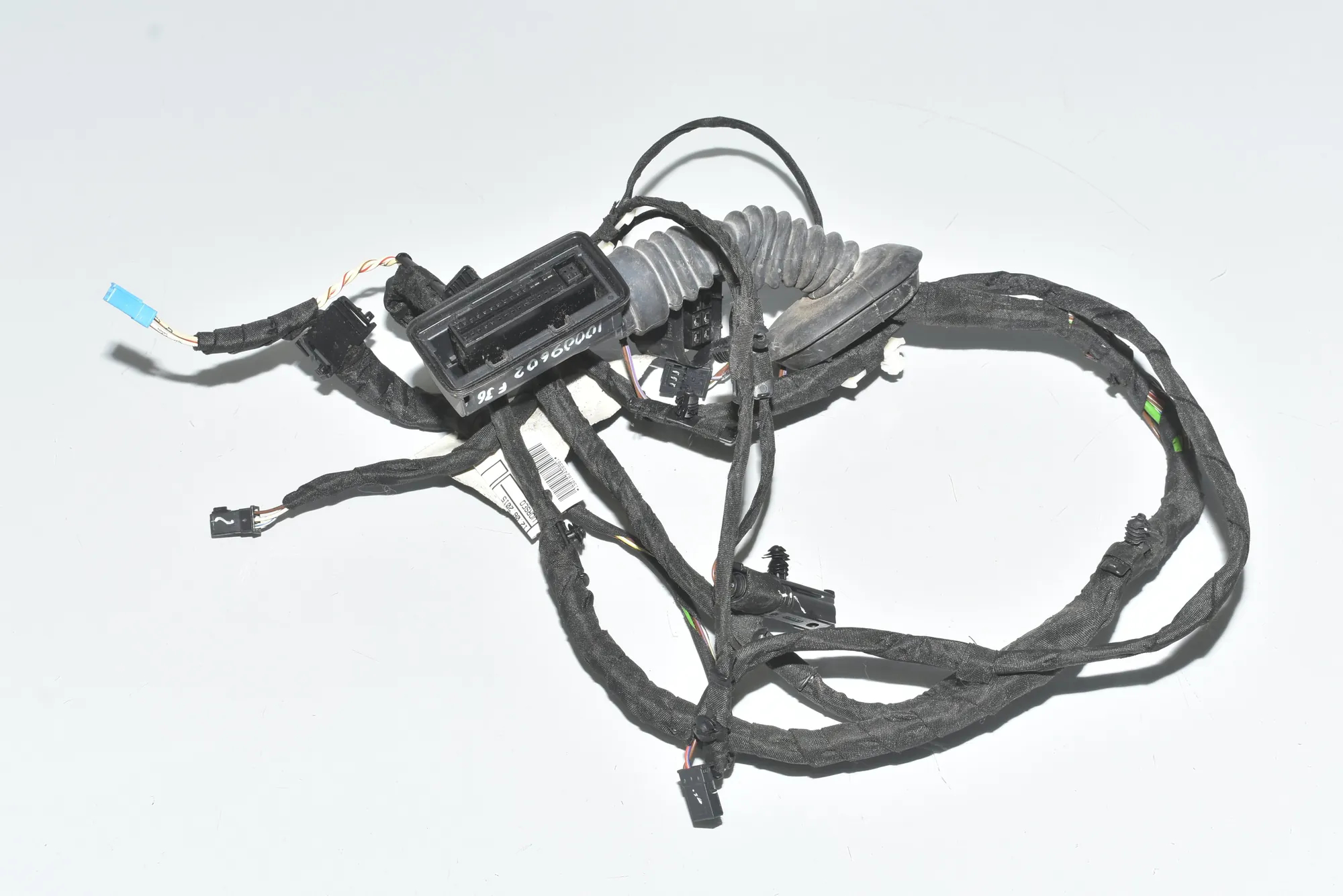 Rear Left Door Wiring – OEM 9325915 · BMW 4 Gran Coupe (F36) 420 i 2015 – 3