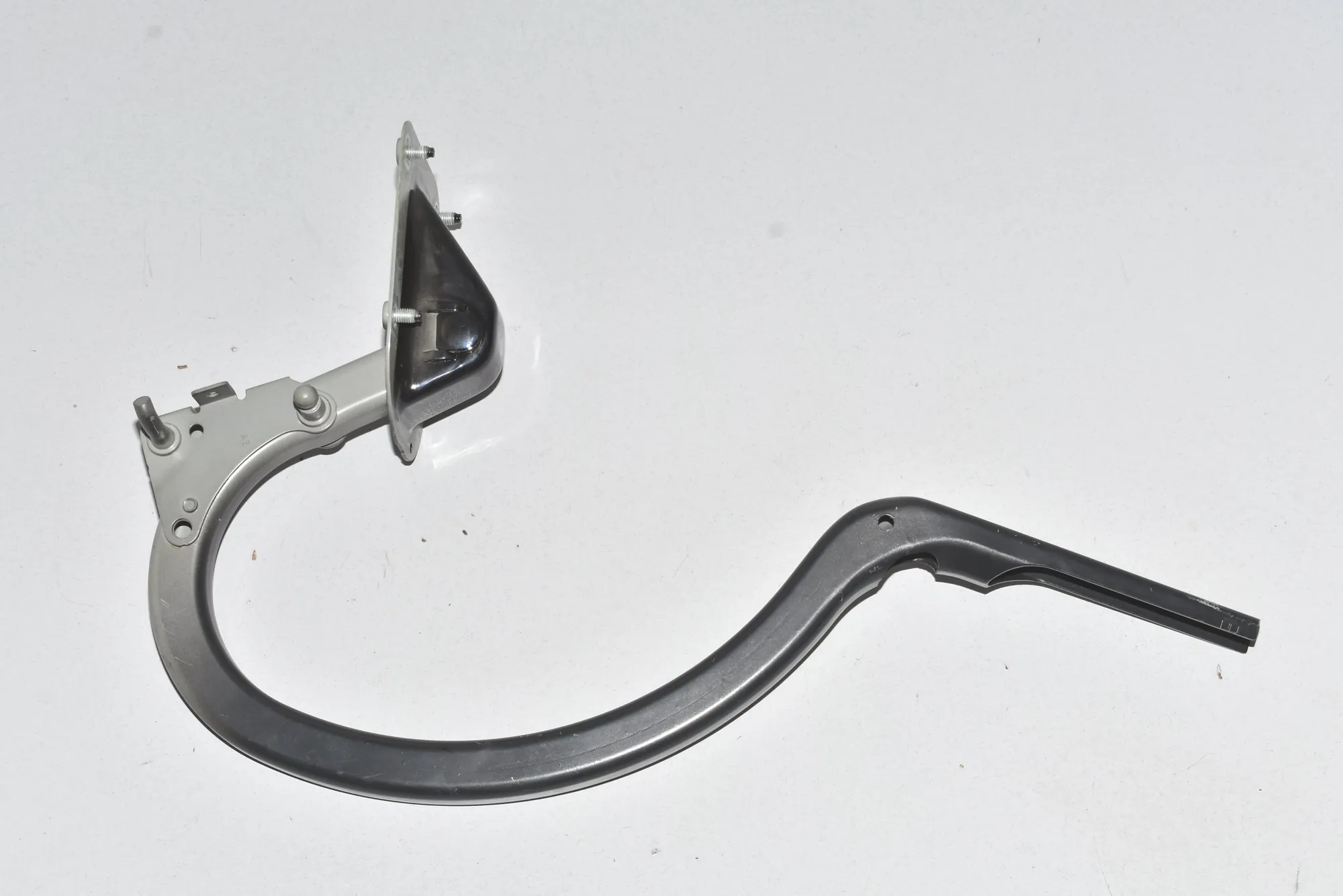 Left Side Bootlid Hinge – OEM 41627204237 · BMW 5 (F10) 535 d 2013