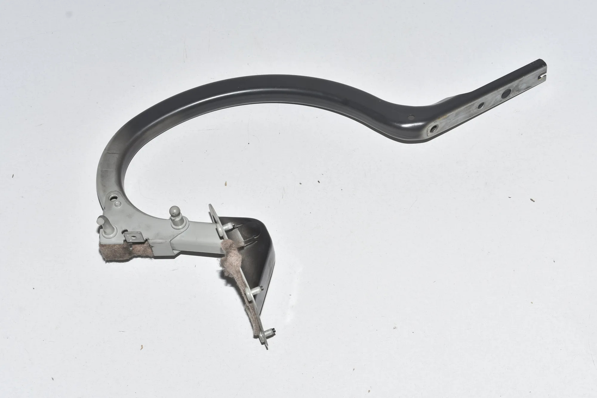 Right Side Bootlid Hinge – OEM 7204238 · BMW 5 (F10) 535 d 2013 – 4