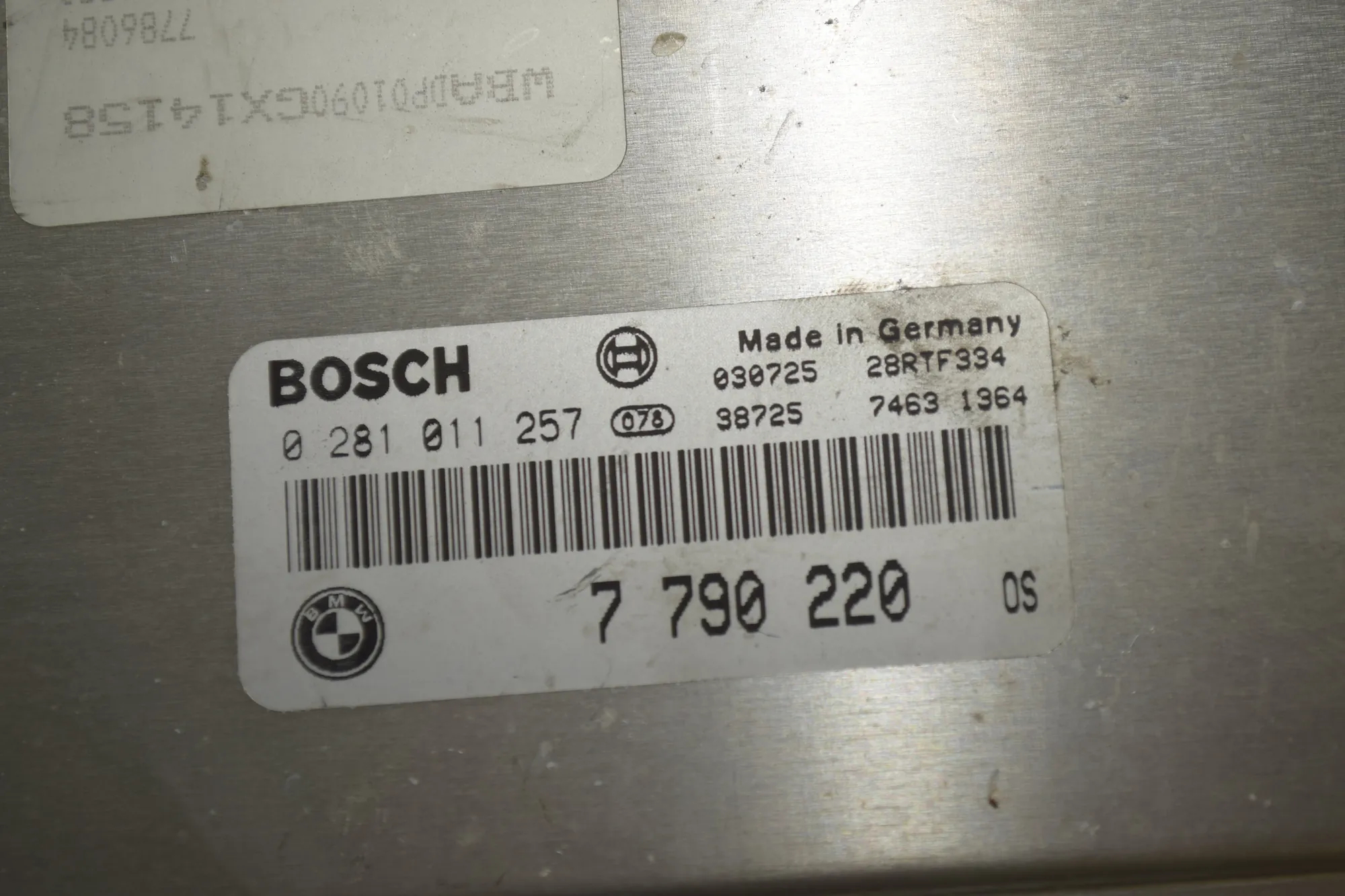 Engine Ignition ECU Set – OEM 6905667 · BMW 5 Touring (E39) 525 d 2003 – 7