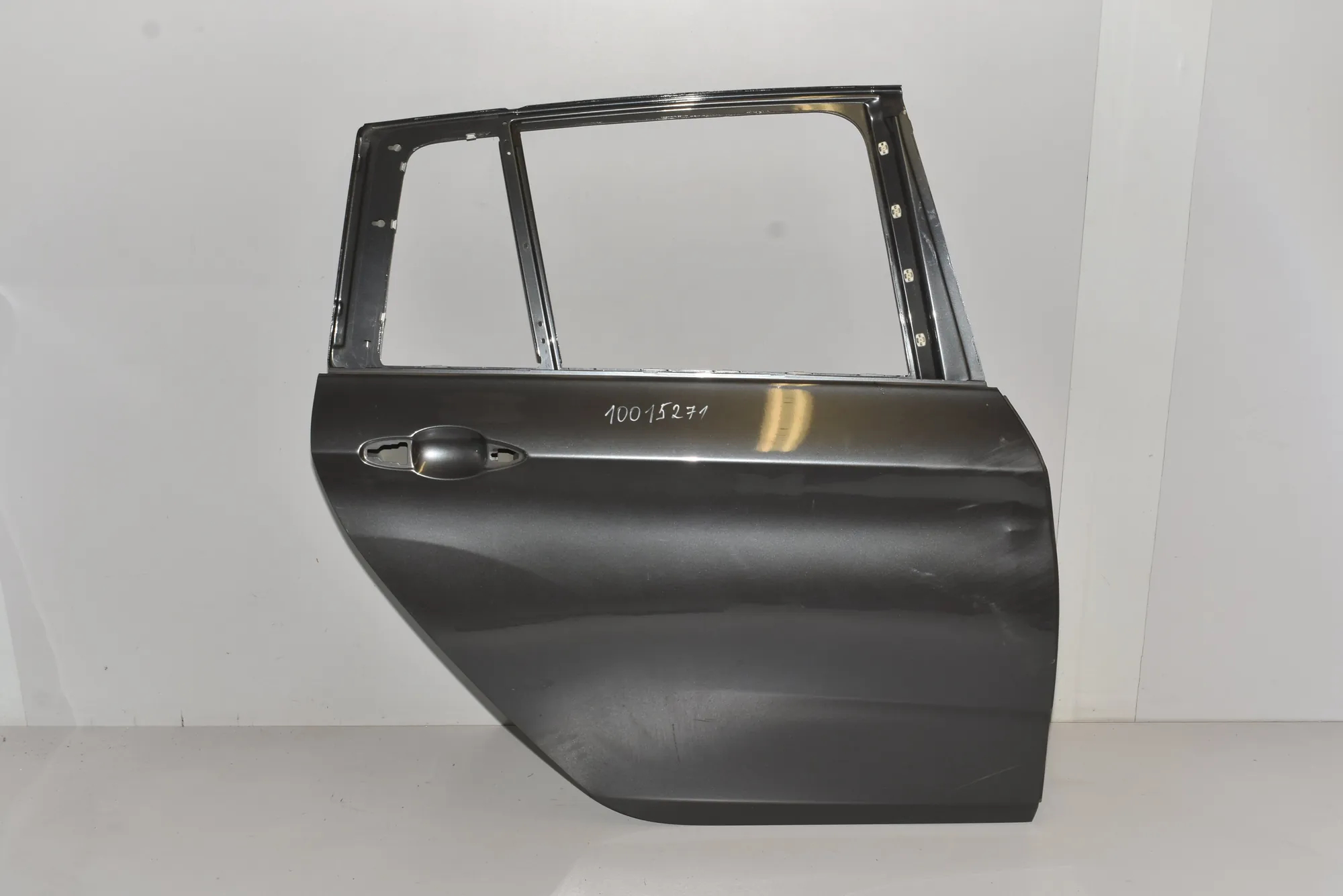 Rear Right Door · BMW 2 Gran Tourer (F46) 218 d xDrive 2017