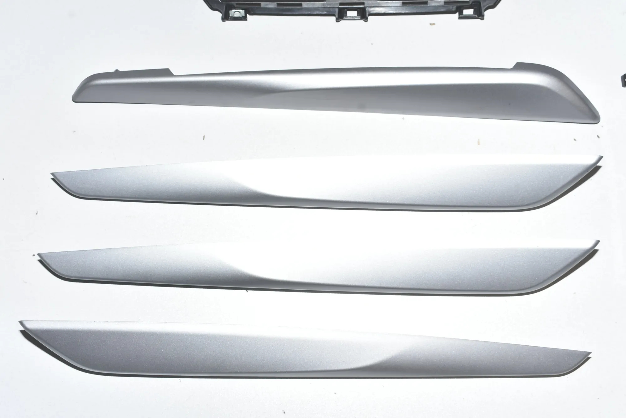 Interior Trim Strips Kit – OEM 9312393 · BMW 2 Gran Tourer (F46) 218 d xDrive 2017 – 2