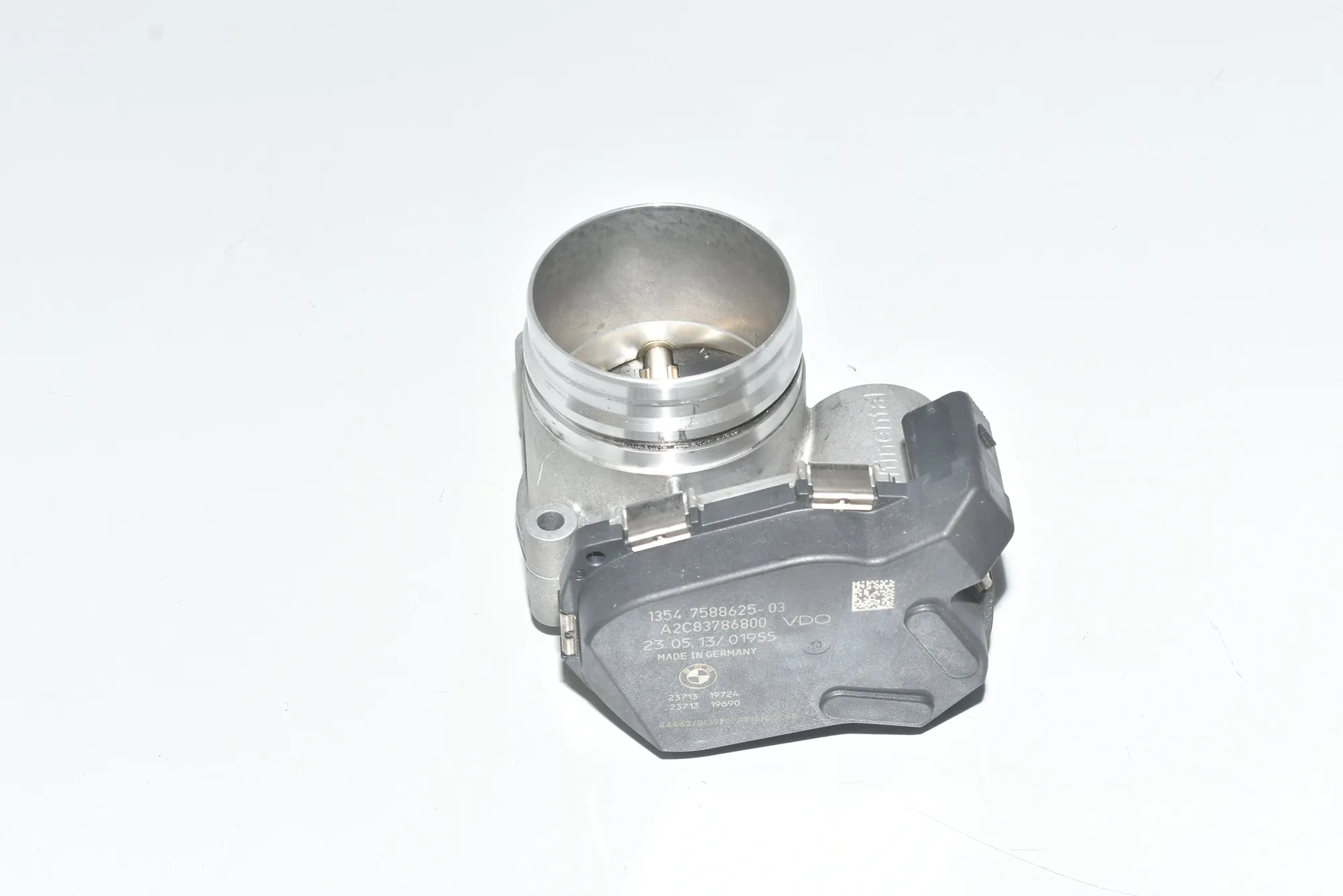 Throttle Body – OEM 13547588625 · BMW X1 (E84) BMW X1 (E84) xDrive 28 i 2013 – 2