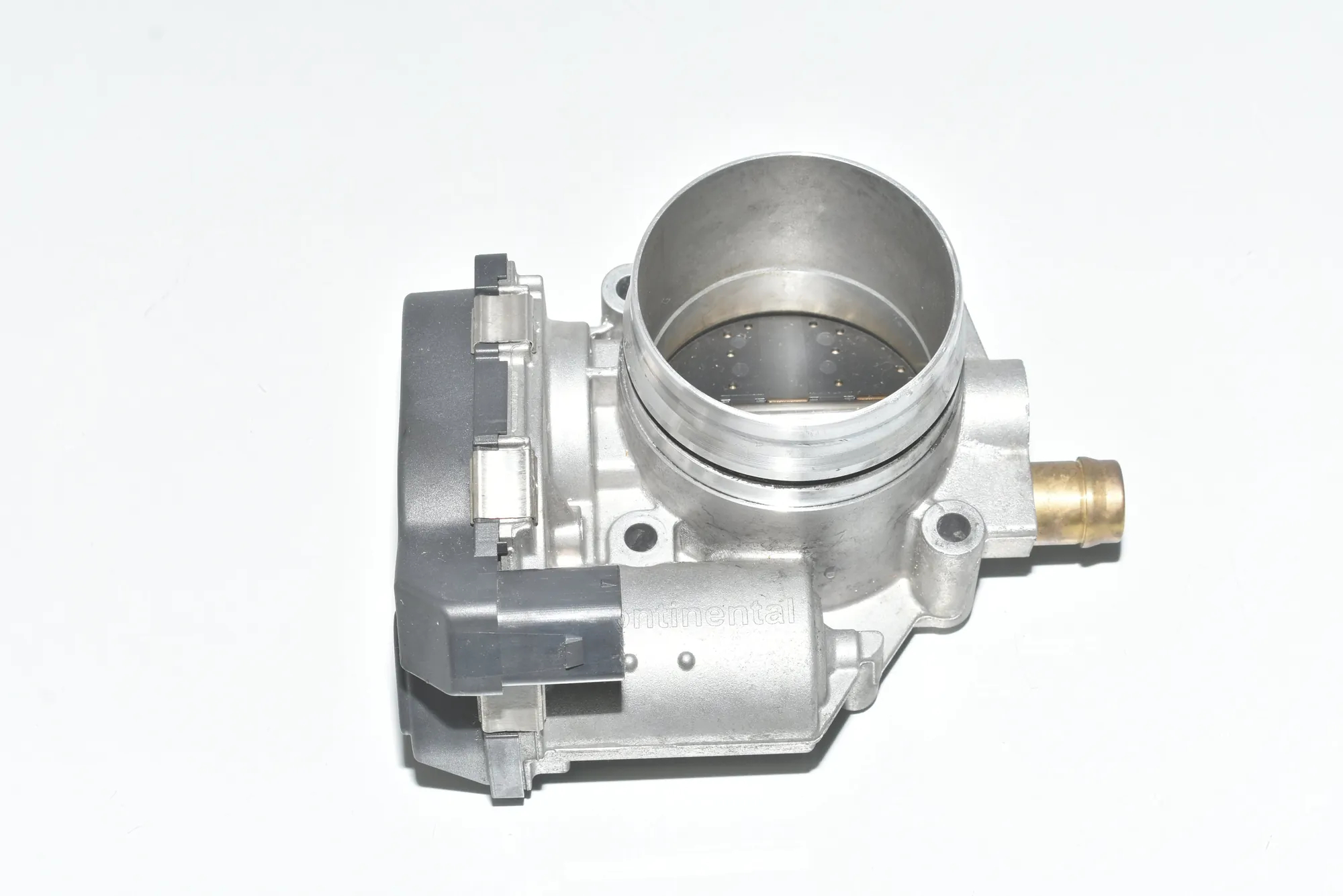 Throttle Body – OEM 13547588625 · BMW X1 (E84) BMW X1 (E84) xDrive 28 i 2013
