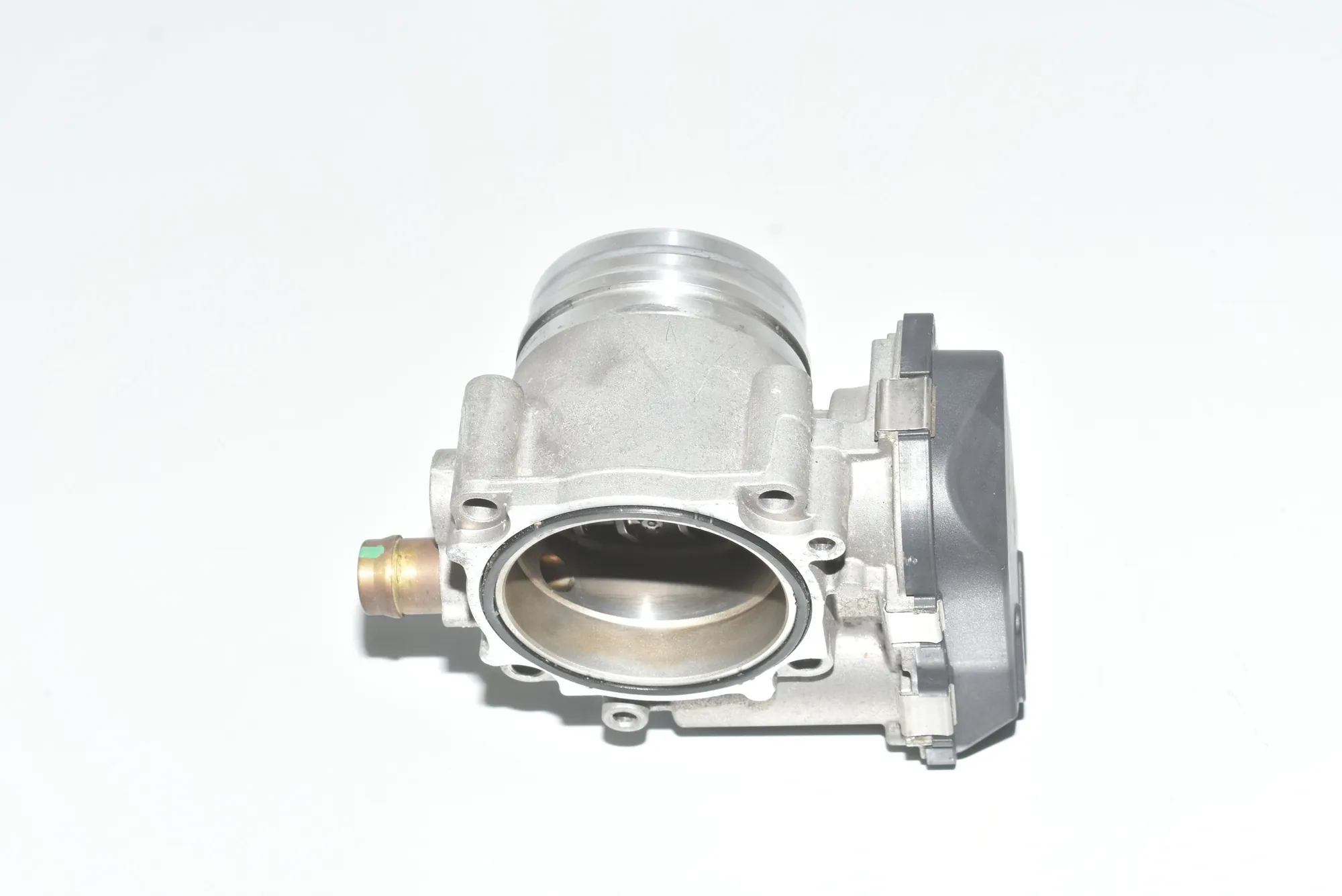 Throttle Body – OEM 13547588625 · BMW X1 (E84) BMW X1 (E84) xDrive 28 i 2013 – 3